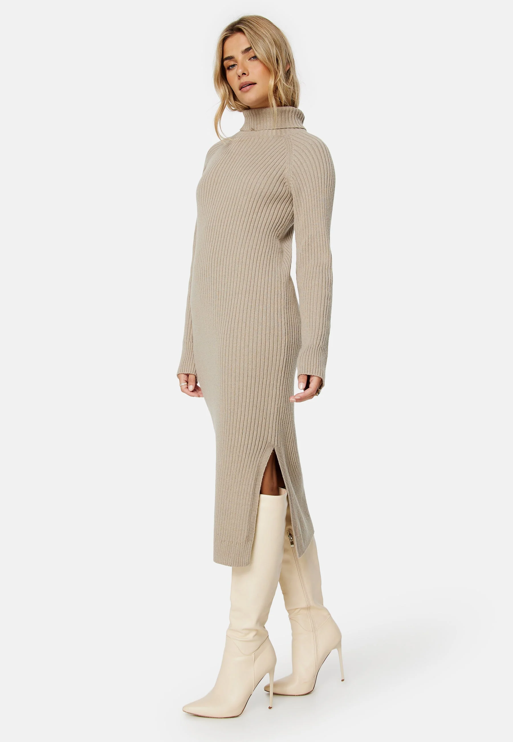 Amira knitted slit dress