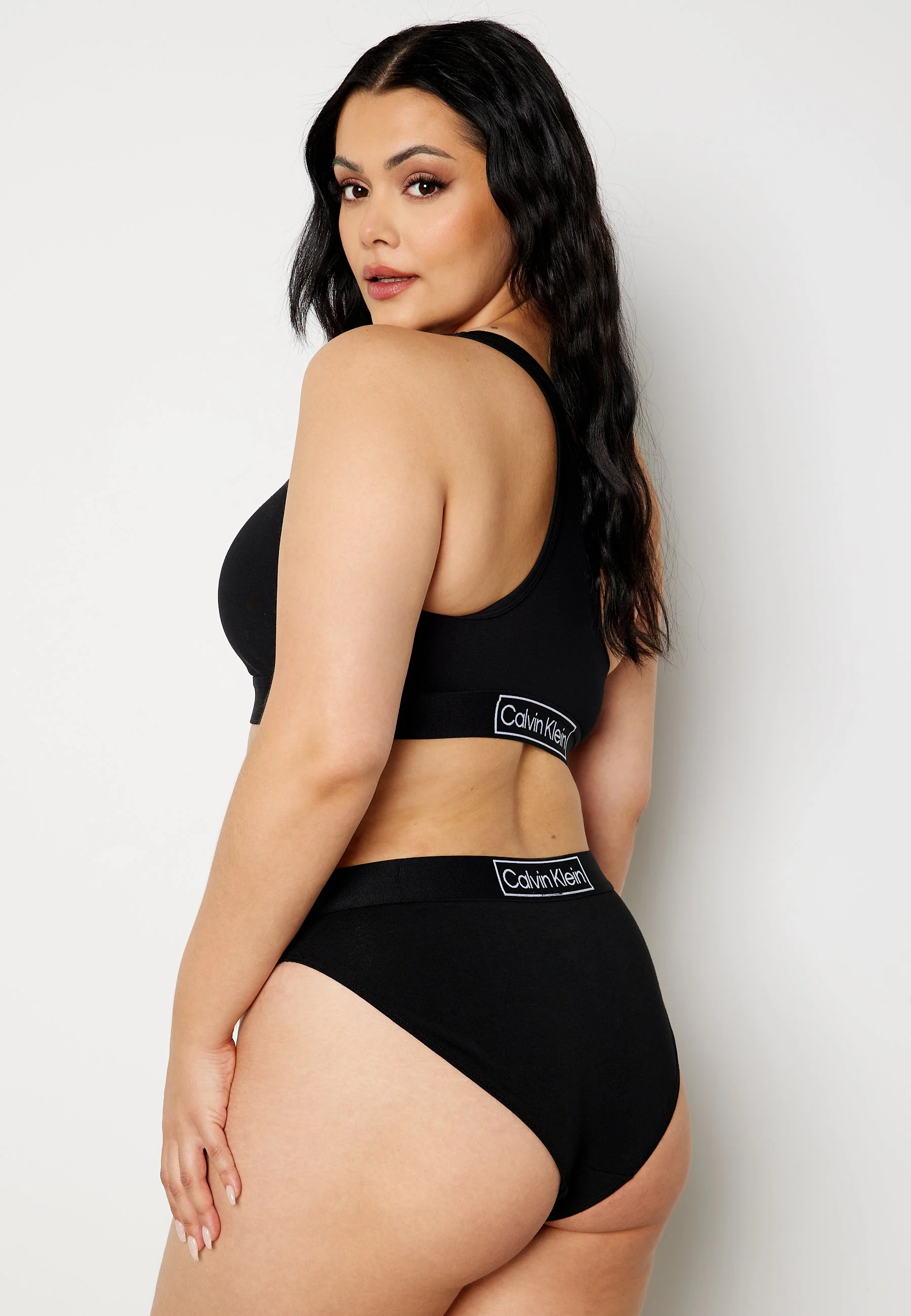 Bikini Plus - Image 3