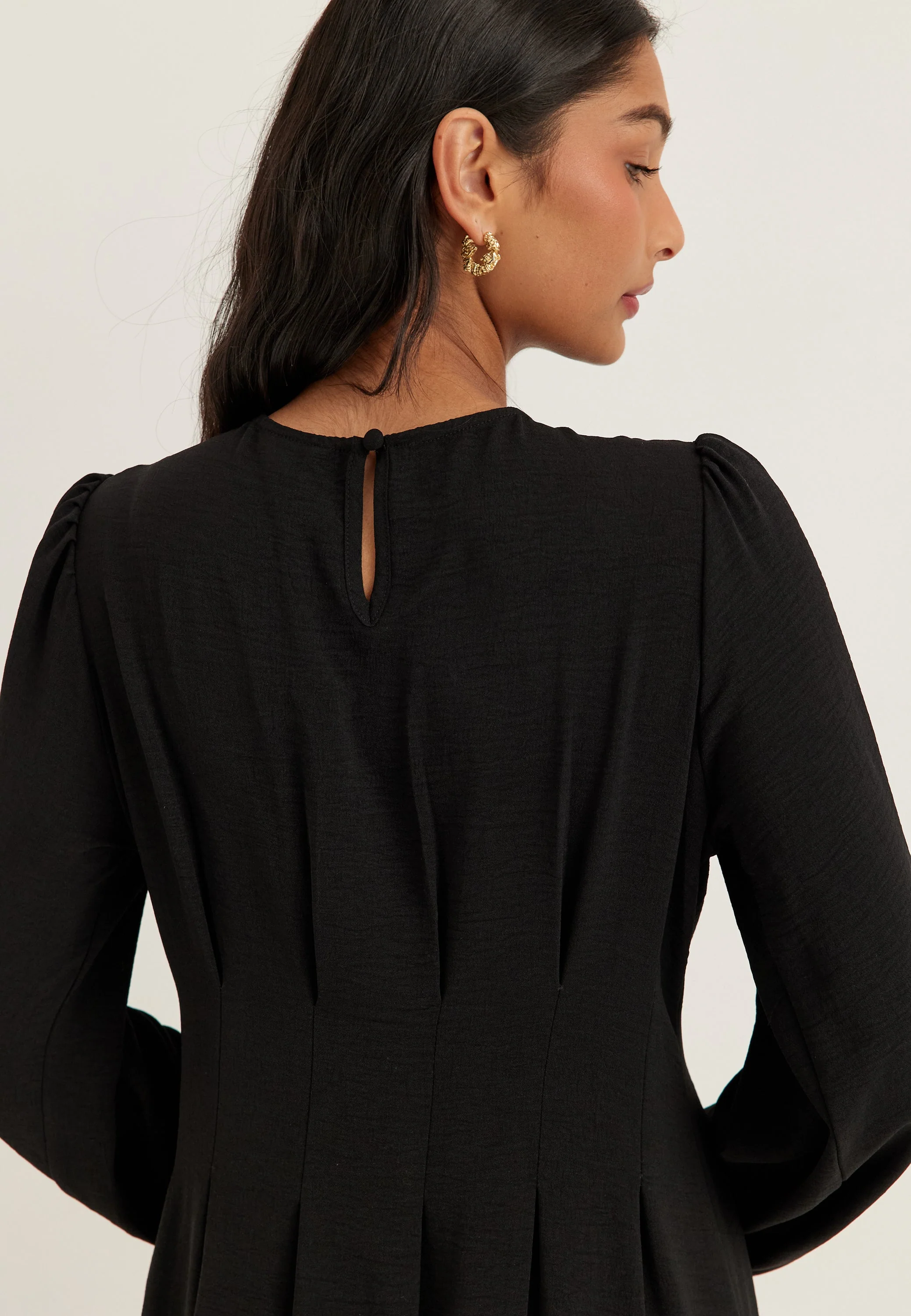 Crepe Pleated Dress - Image 5