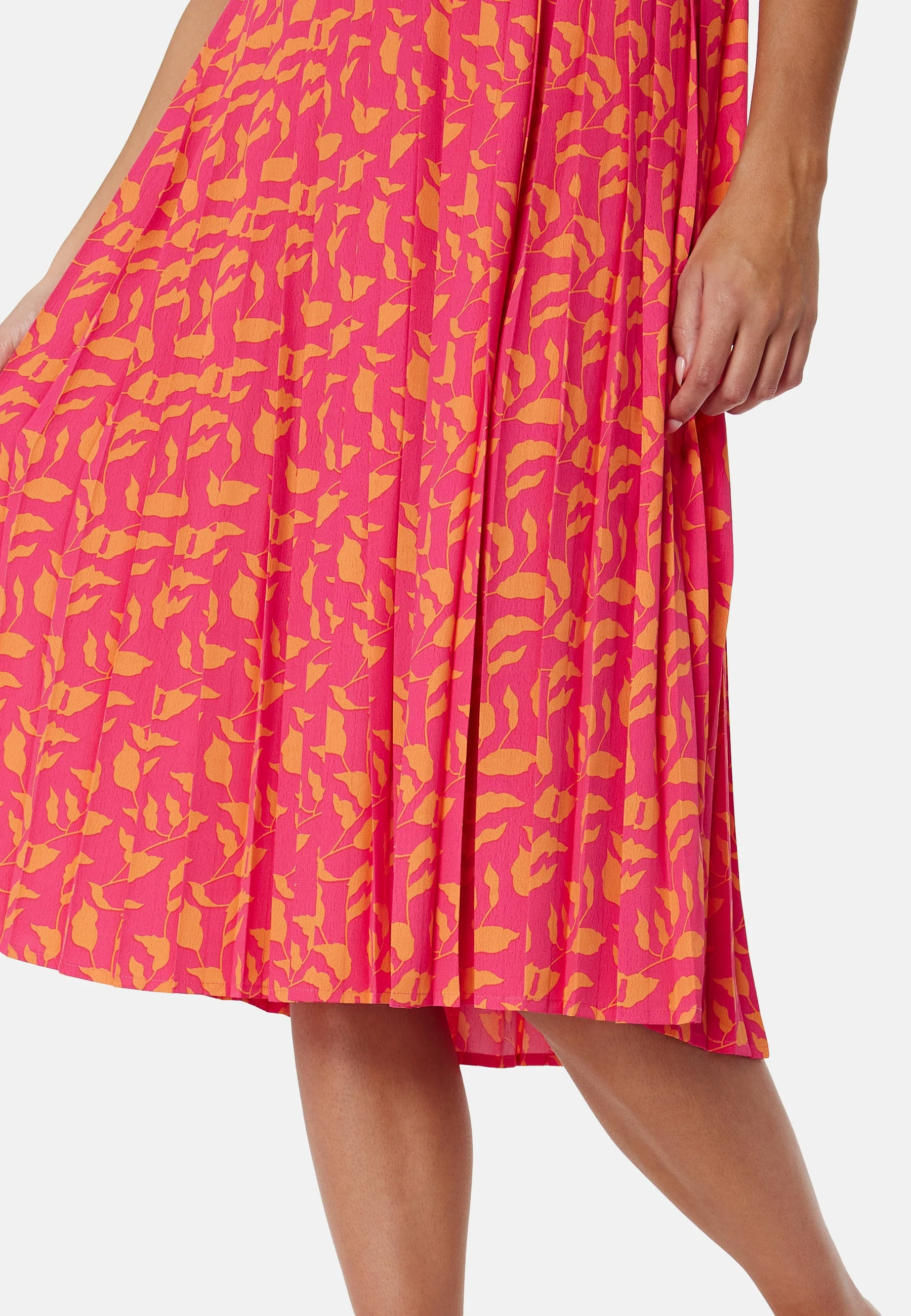 Eloise pleated dress - Image 4