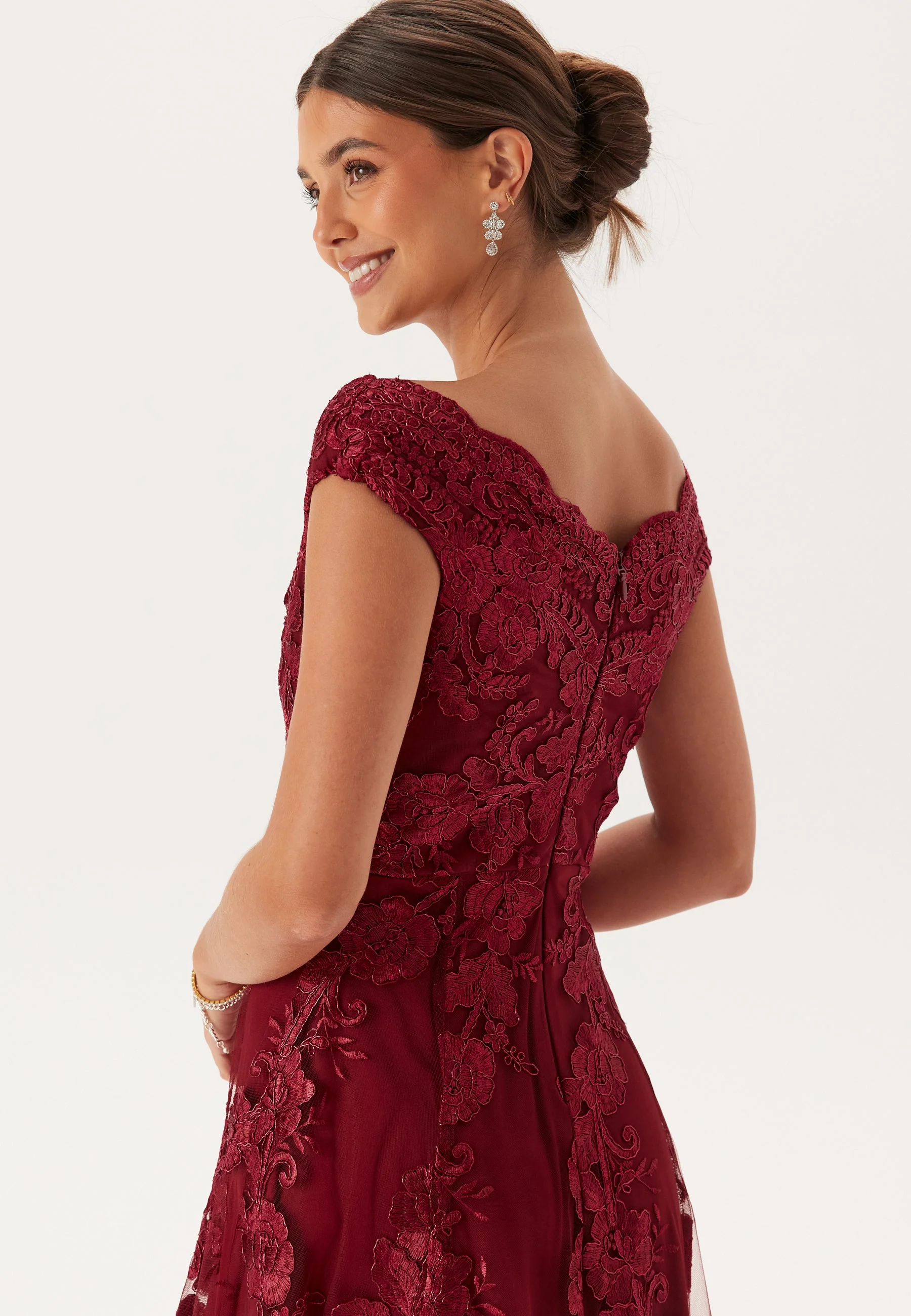 Embroidered Lace Dress - Image 3
