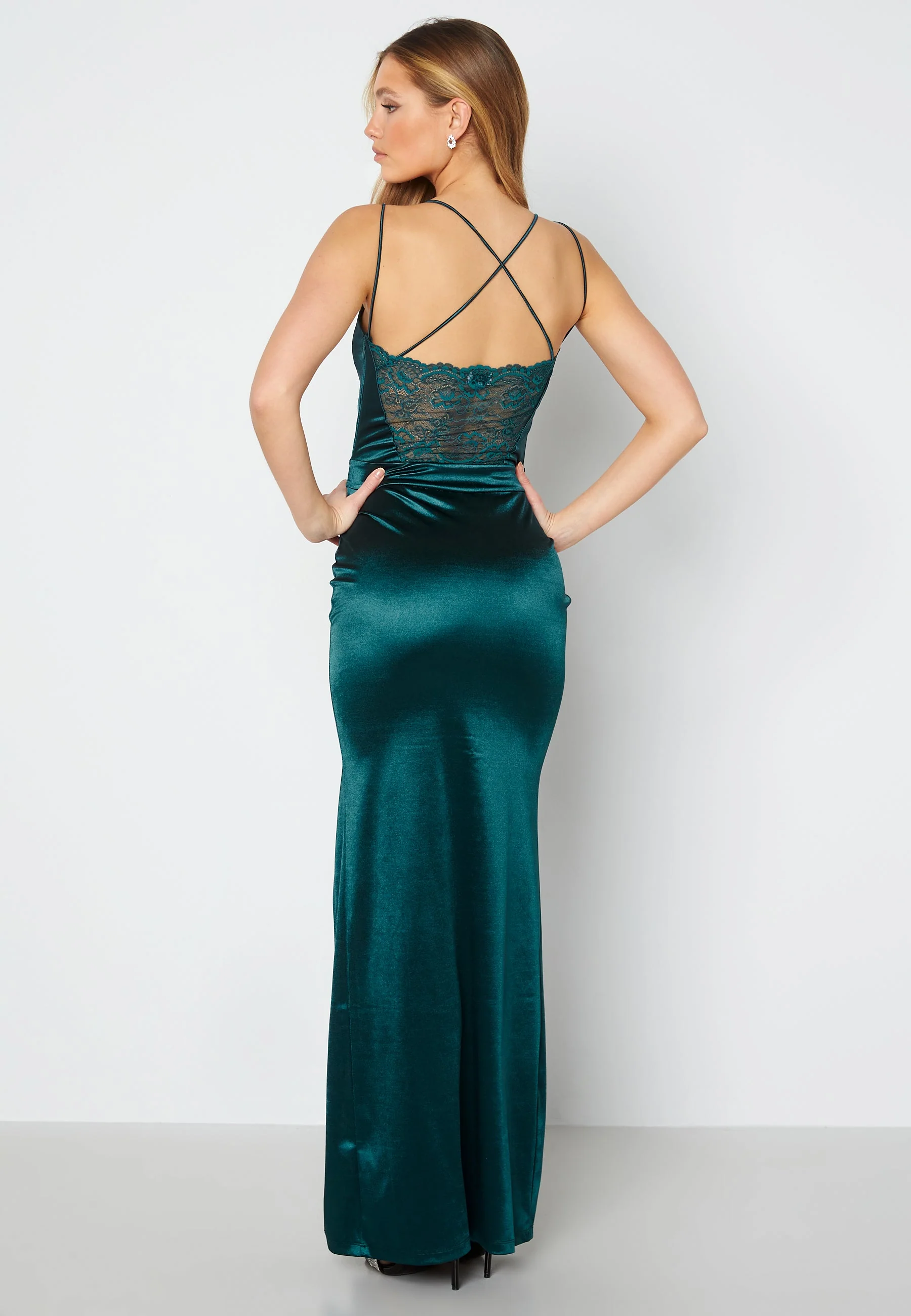 Farona Gown