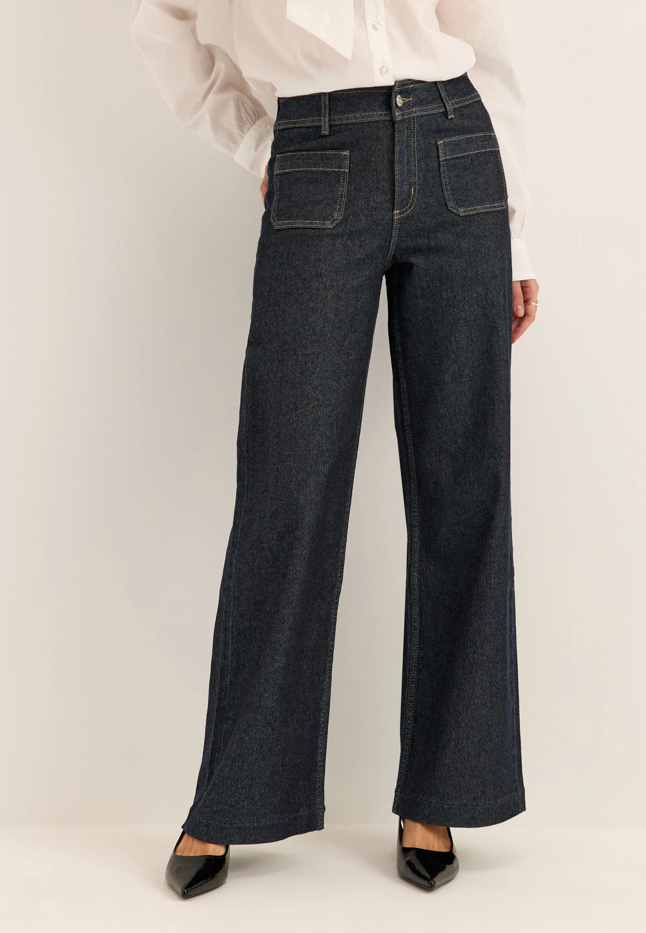 Frankie Front Pocket Jeans - Image 4