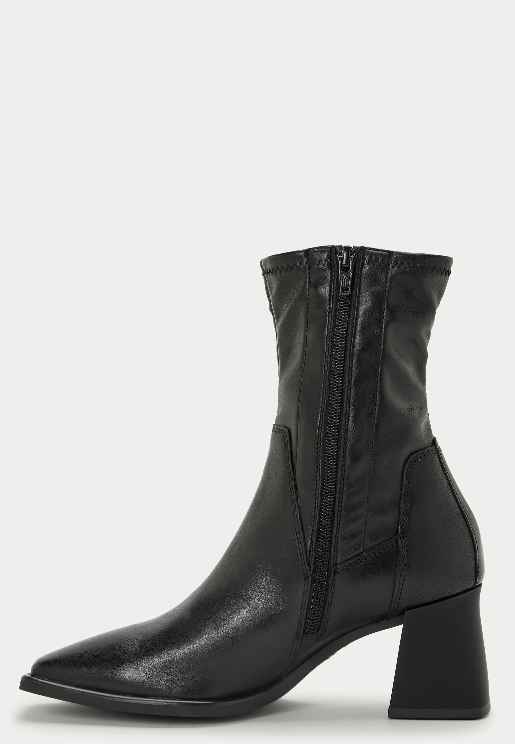 Hedda Classic Boots - Image 3