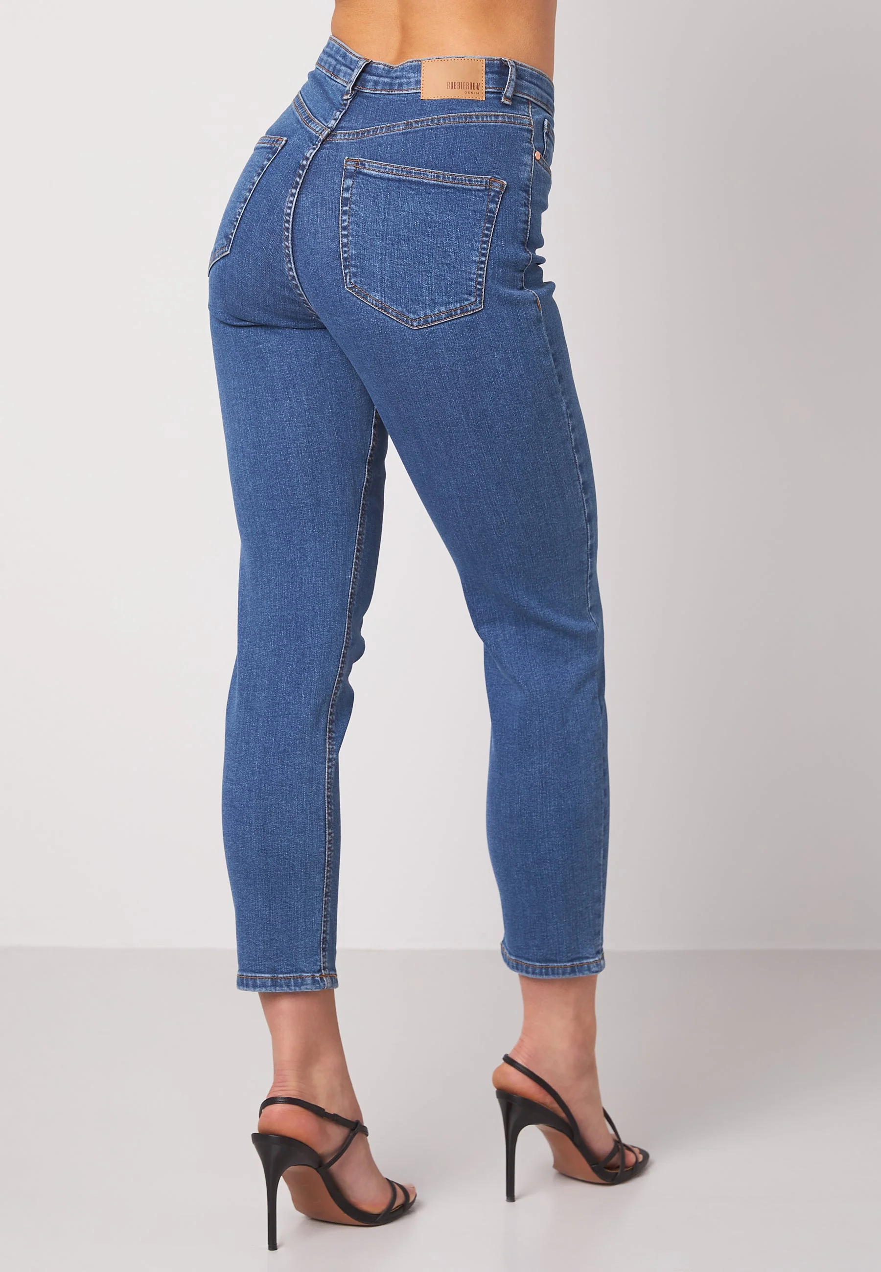 High Waist Jeans - Image 4