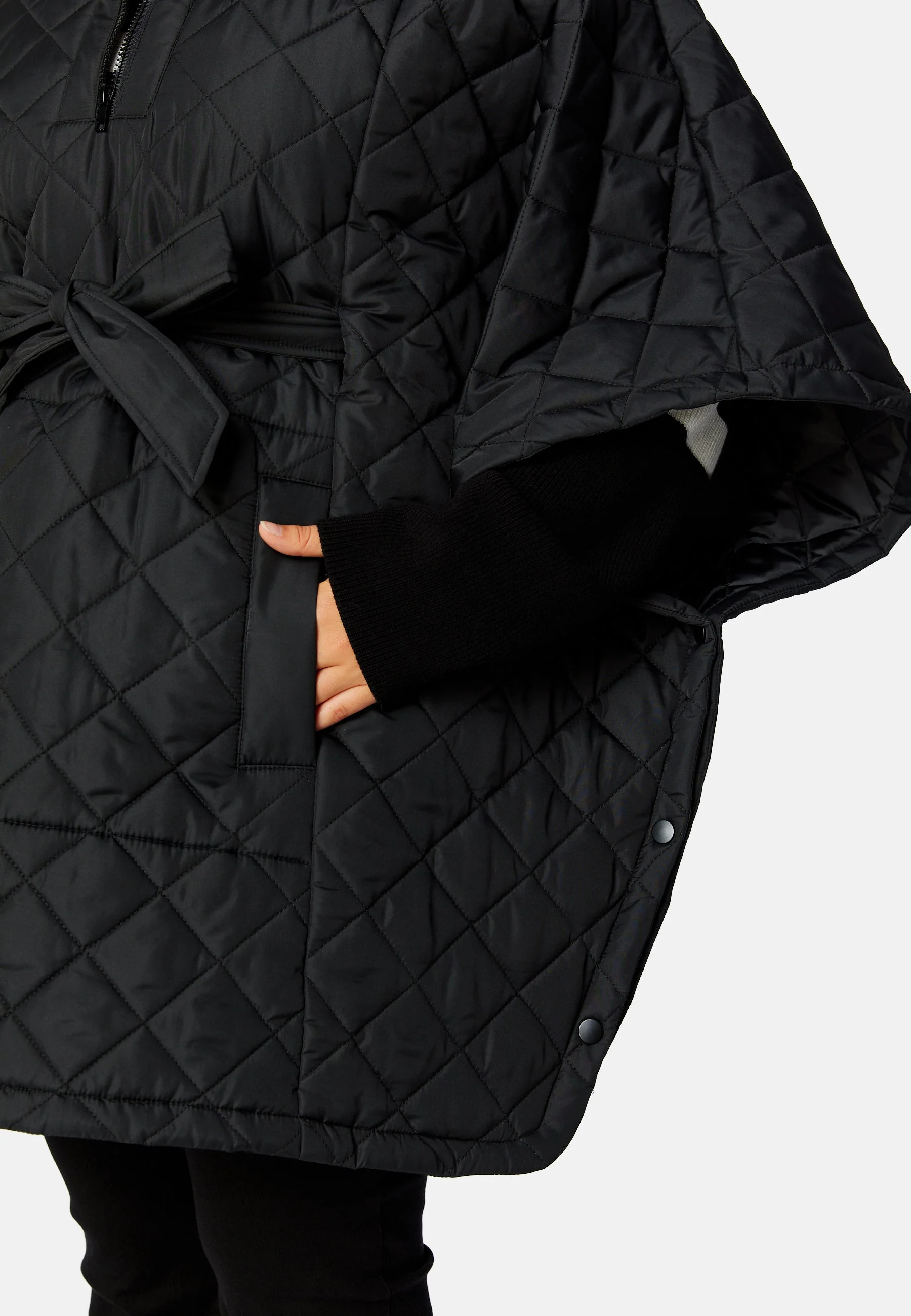 Hiri Quilted Poncho - Image 14