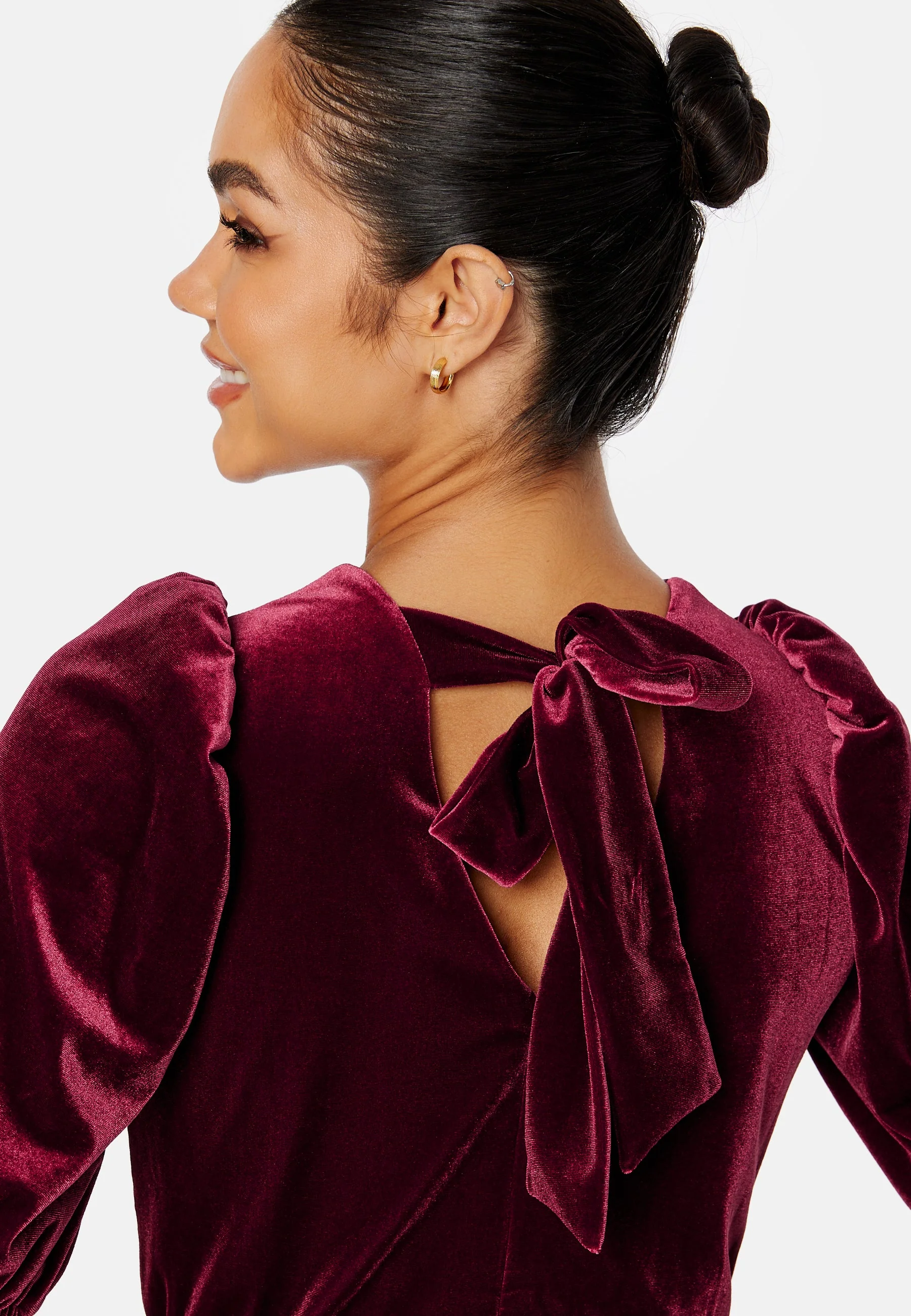 Irse Velvet Midi Dress - Image 4