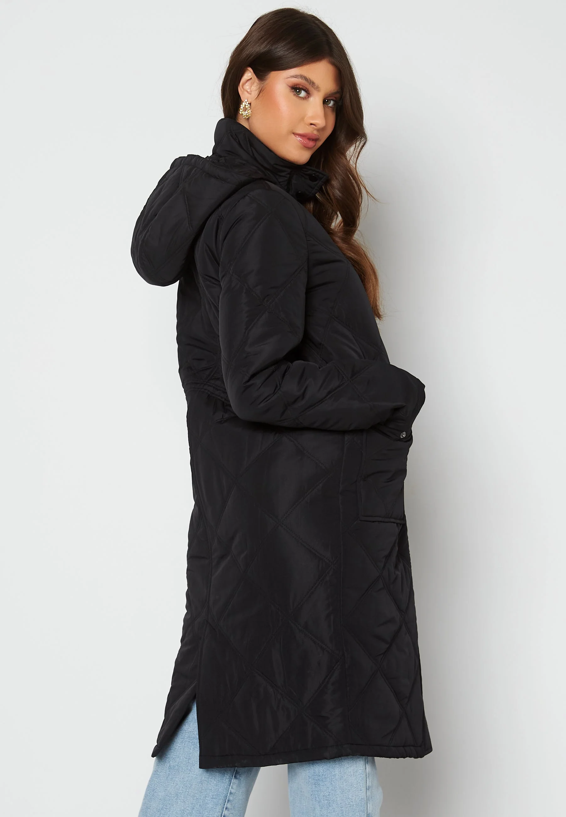 Isabelle Quilted Coat - Image 9