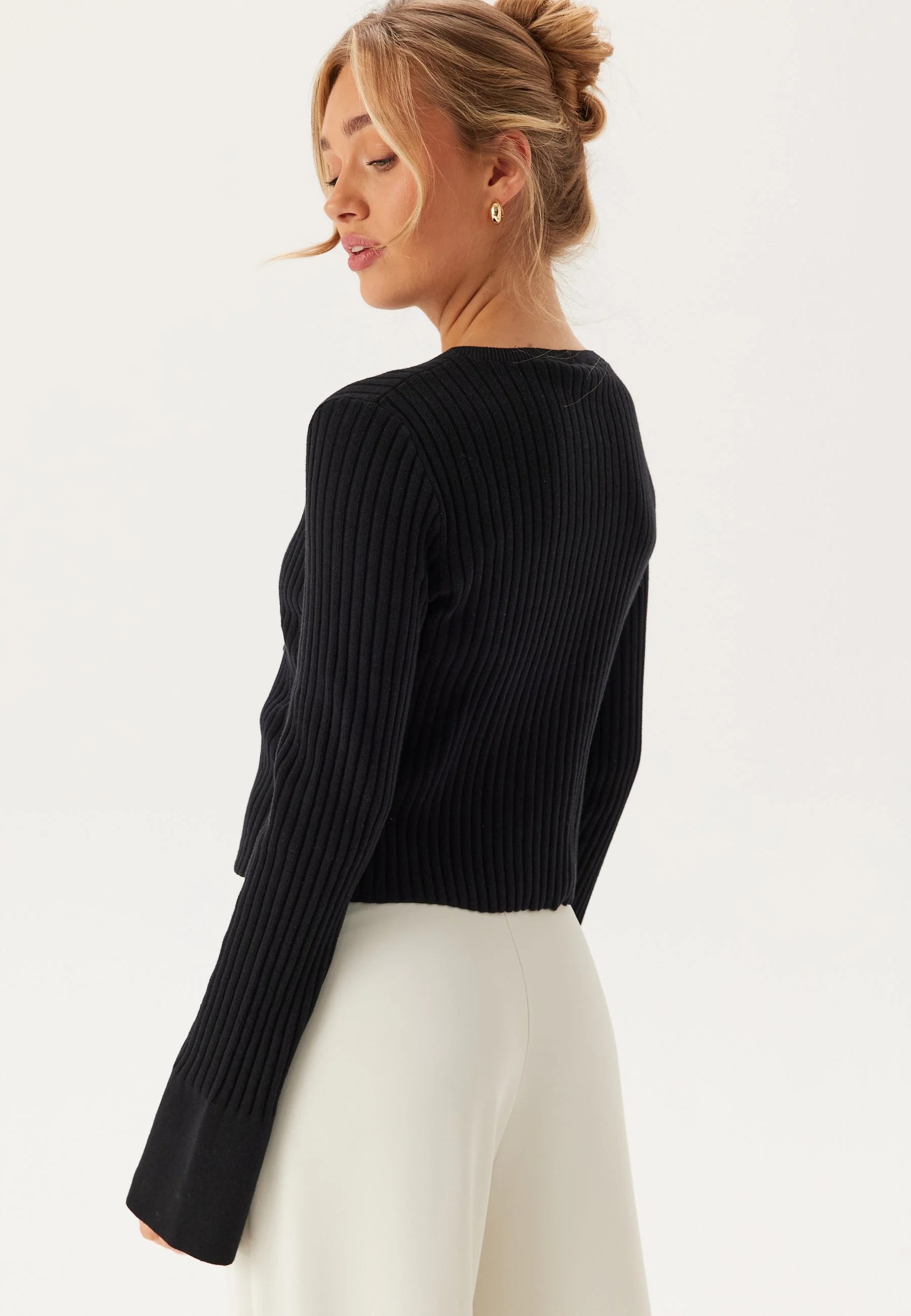 Knitted Bow Cardigan - Image 3