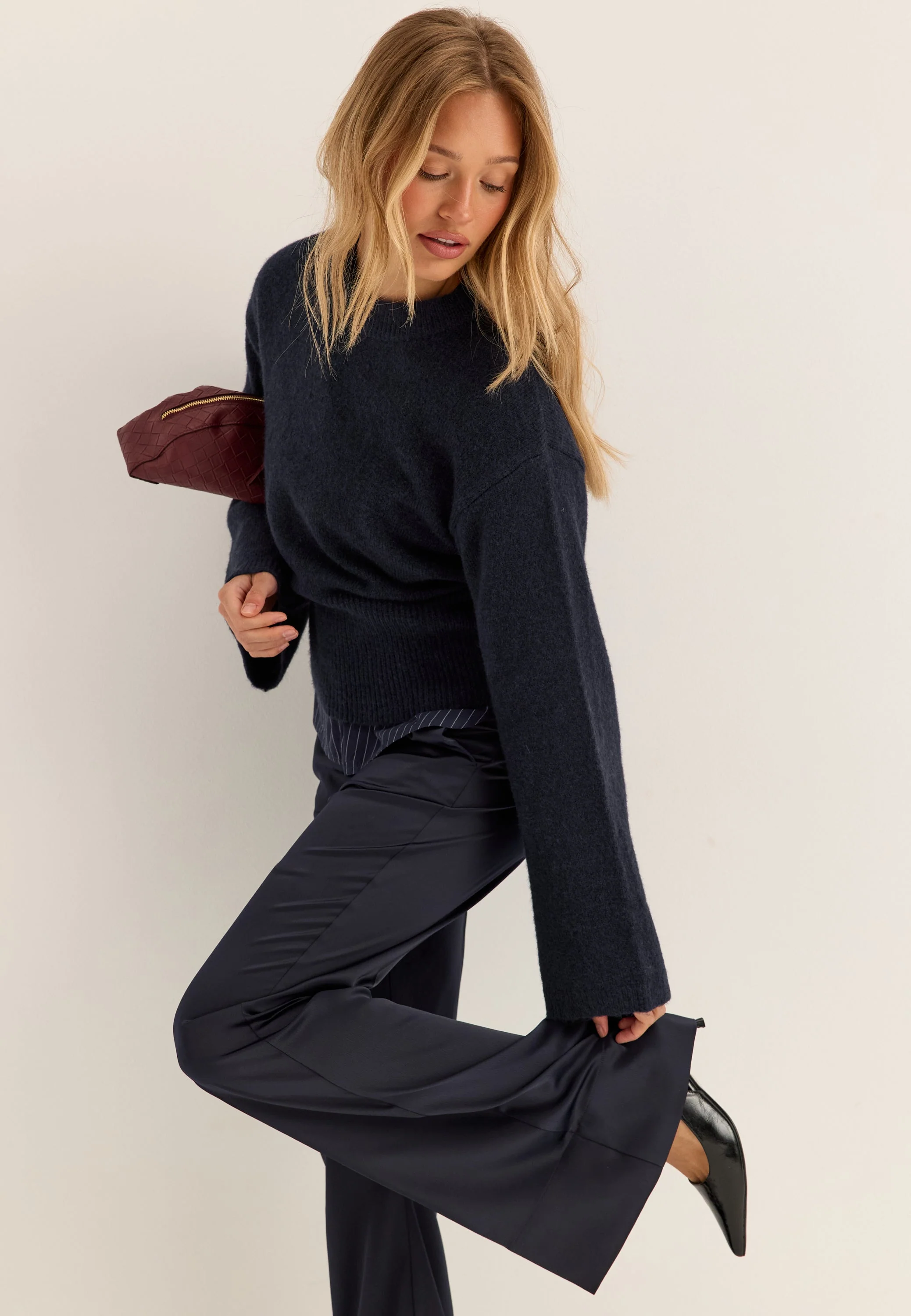 Knitted Wool Blend Wide Sleeve Sweater - Image 4
