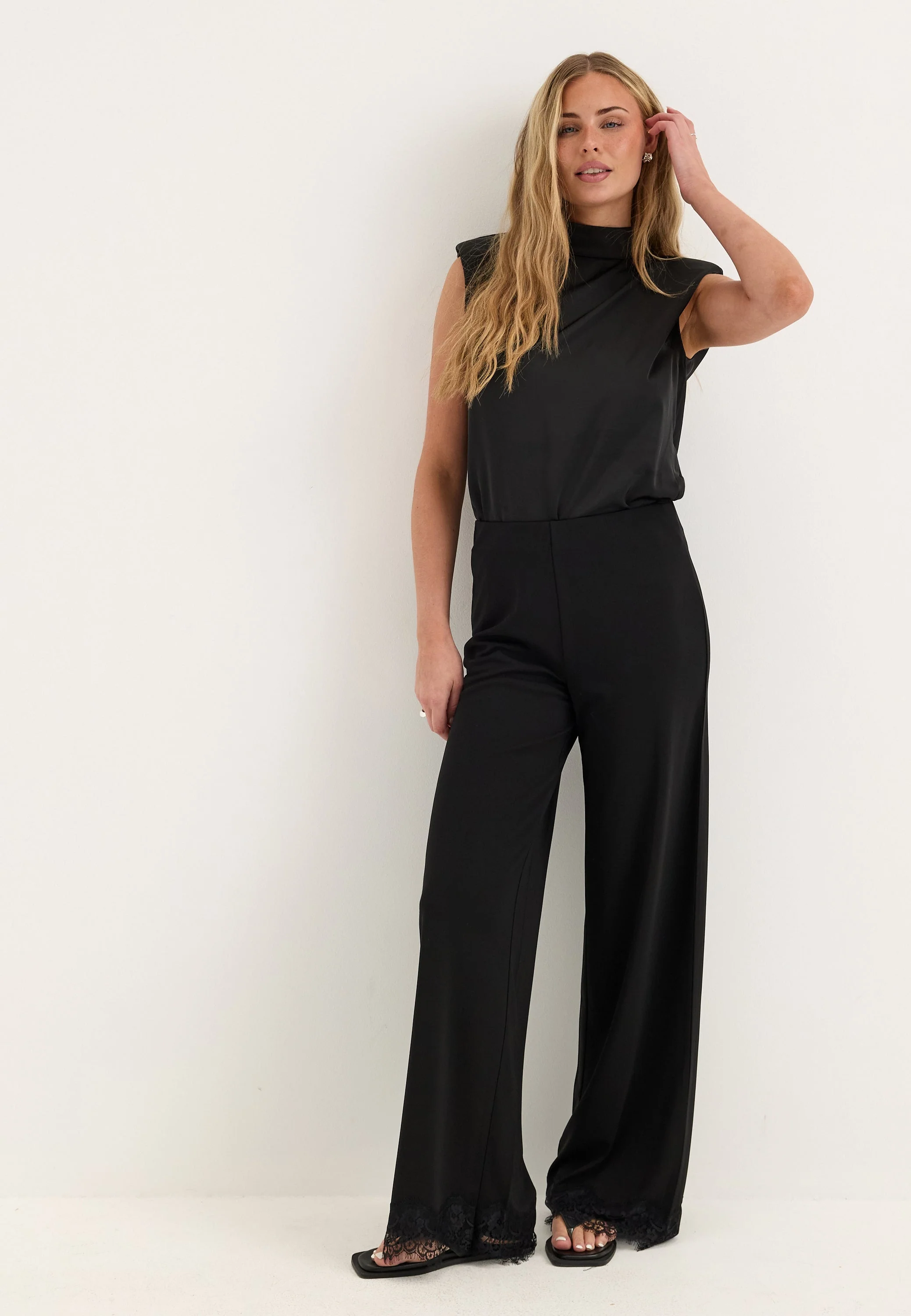 Lace Detail Trousers - Image 4