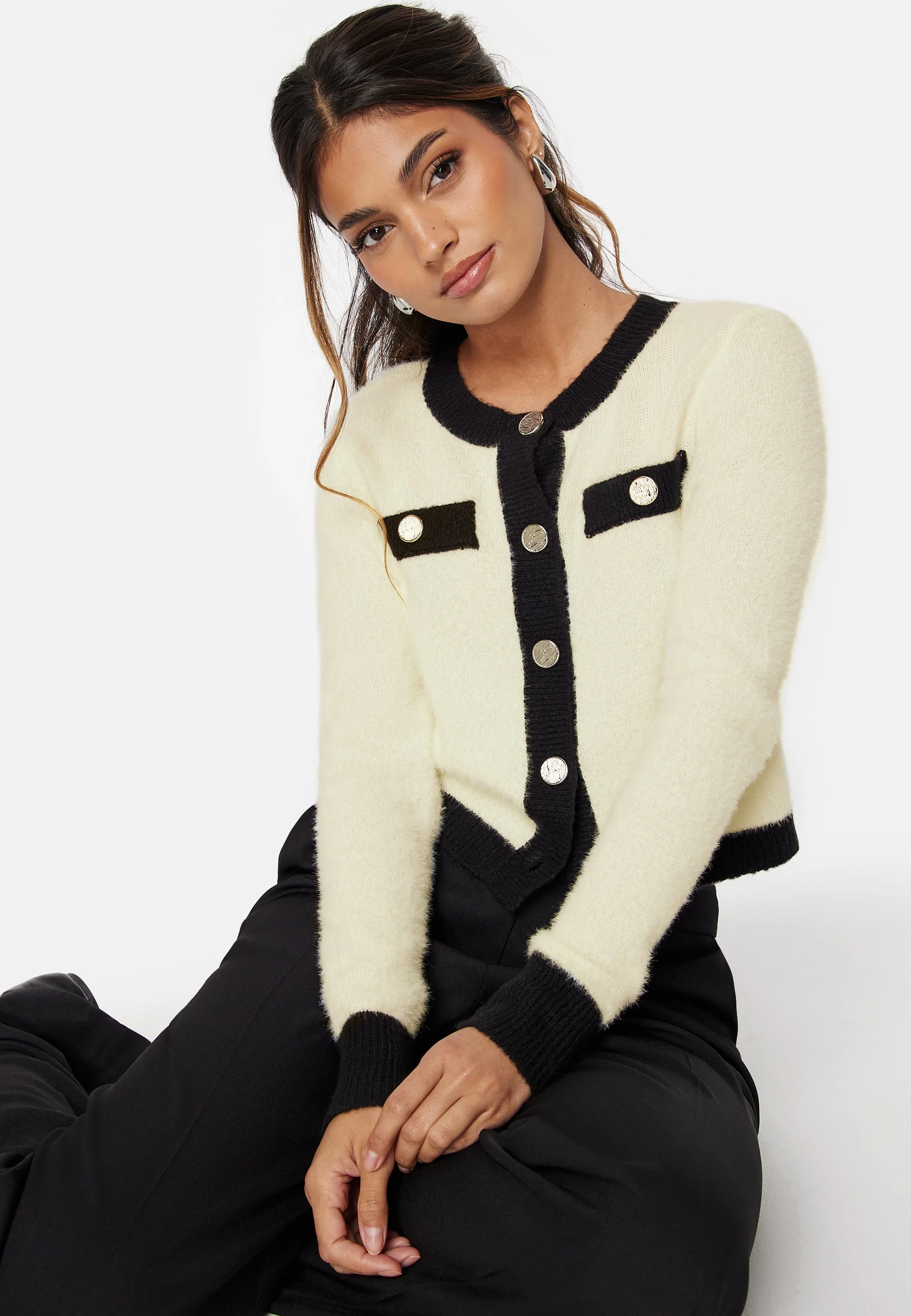 Lady O-Neck Cardigan Knit - Image 5