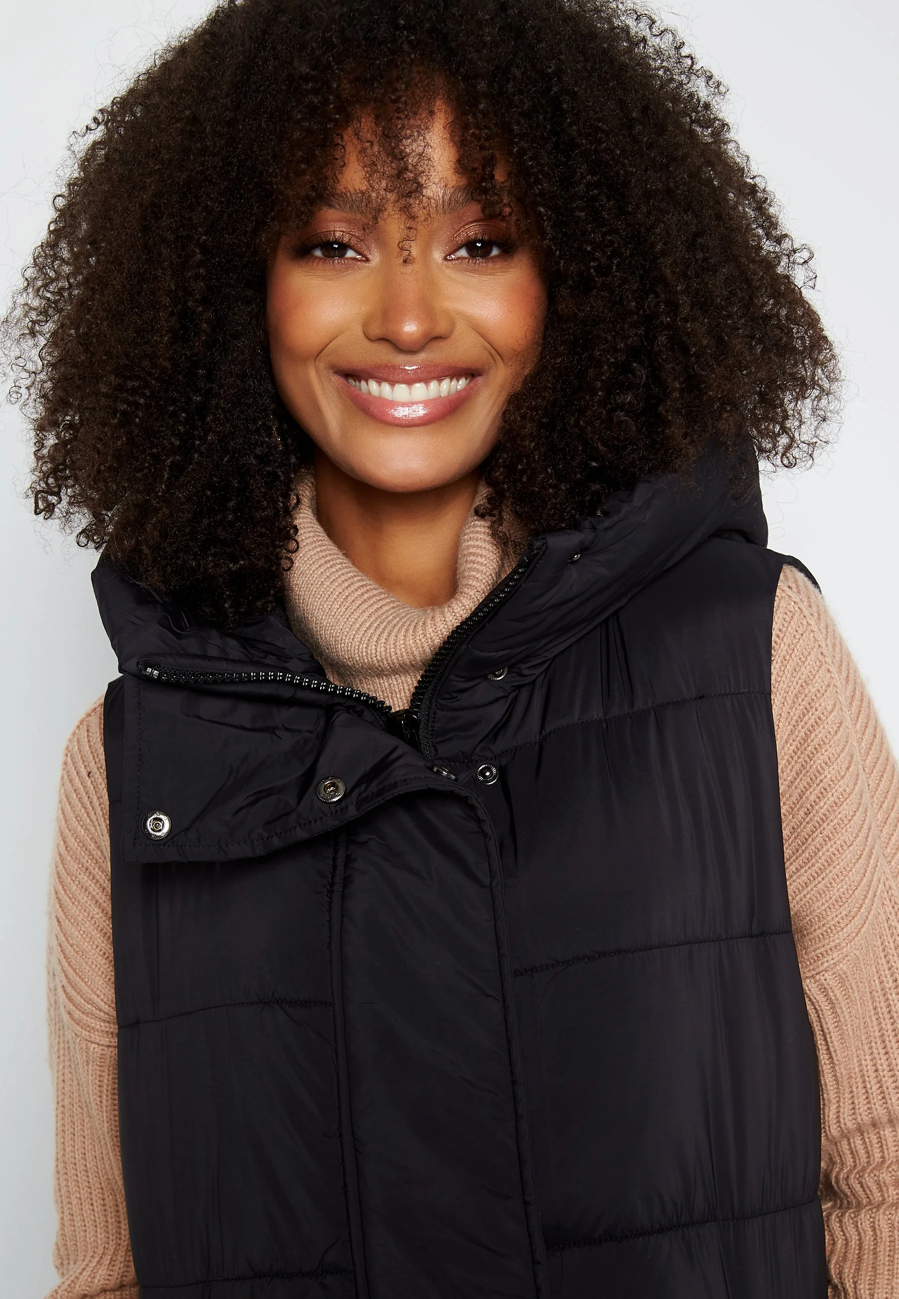 Lira Padded Vest - Image 5
