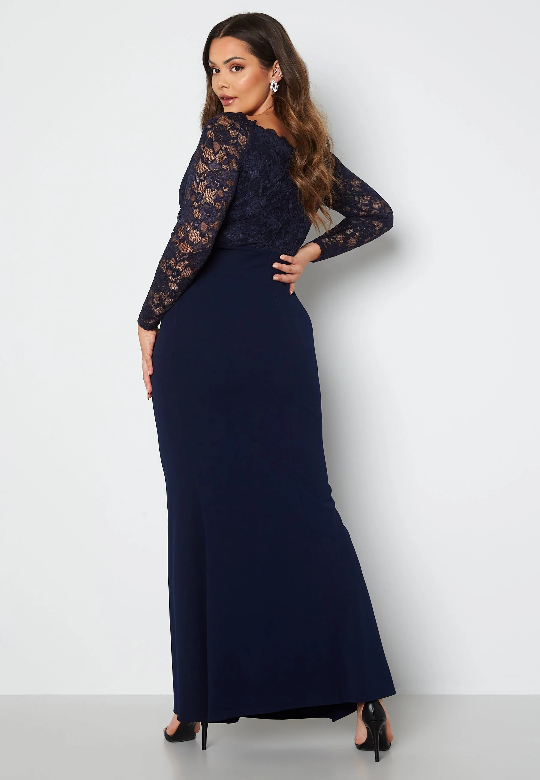 Long Sleeve Lace Trim Maxi Dress - Image 2