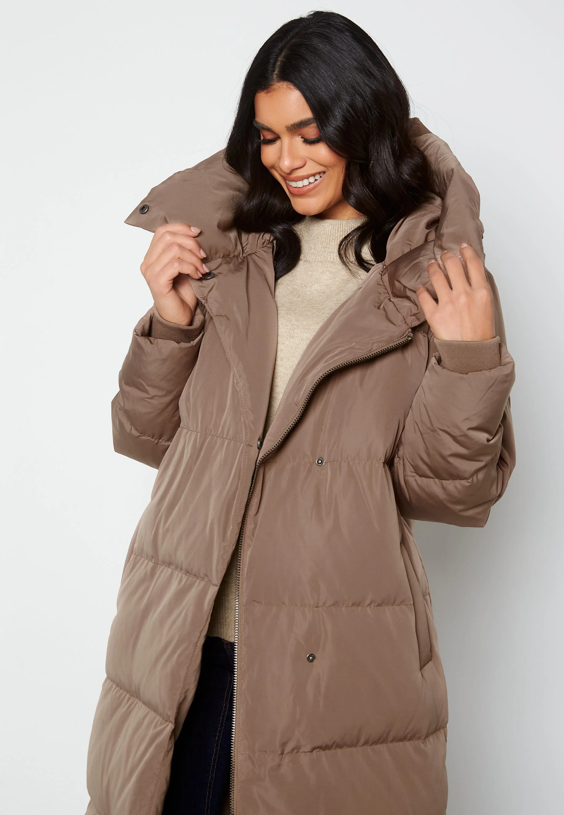 Louise Long Down Jacket - Image 4