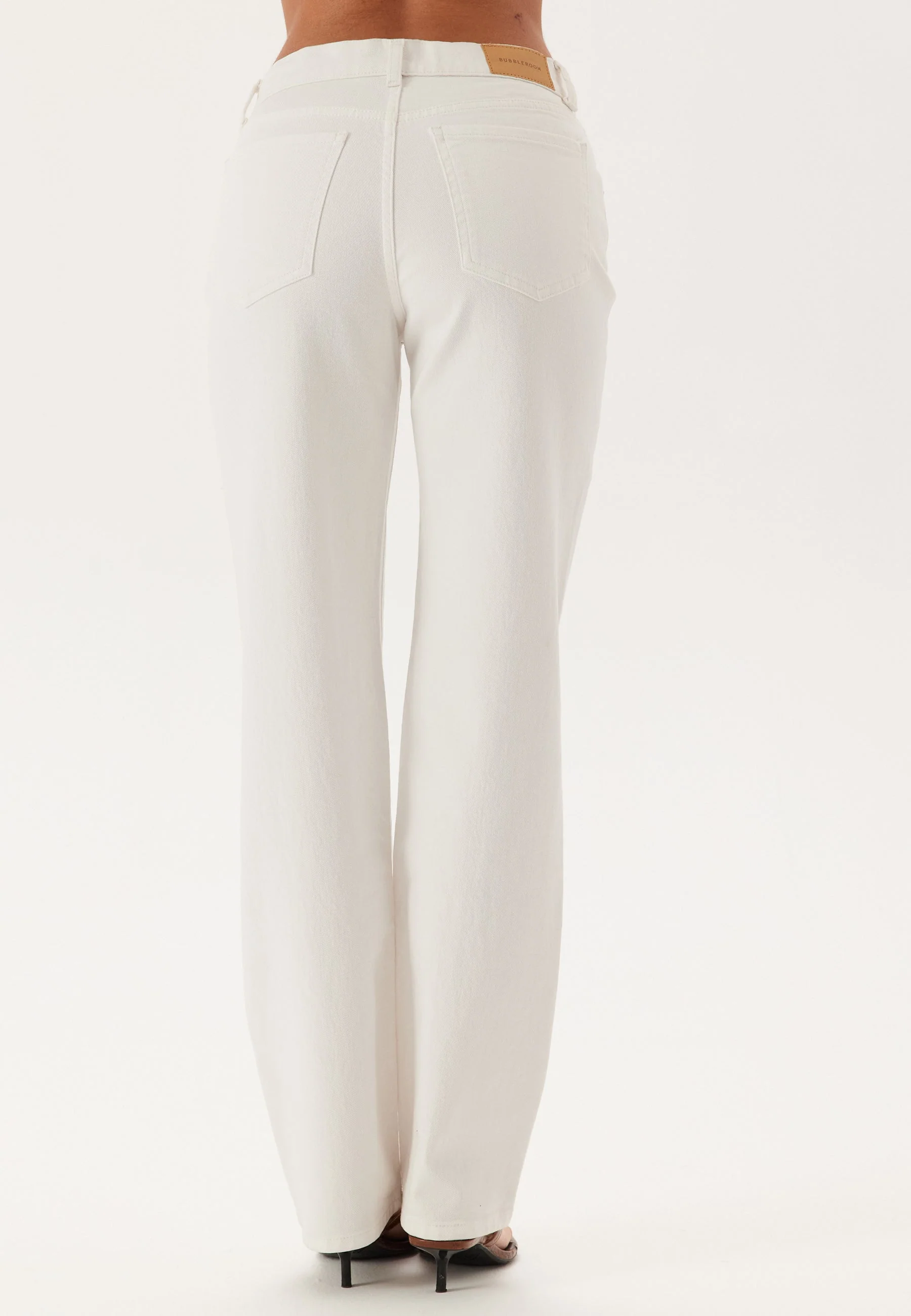 Low Waist Straight Jeans - Image 5