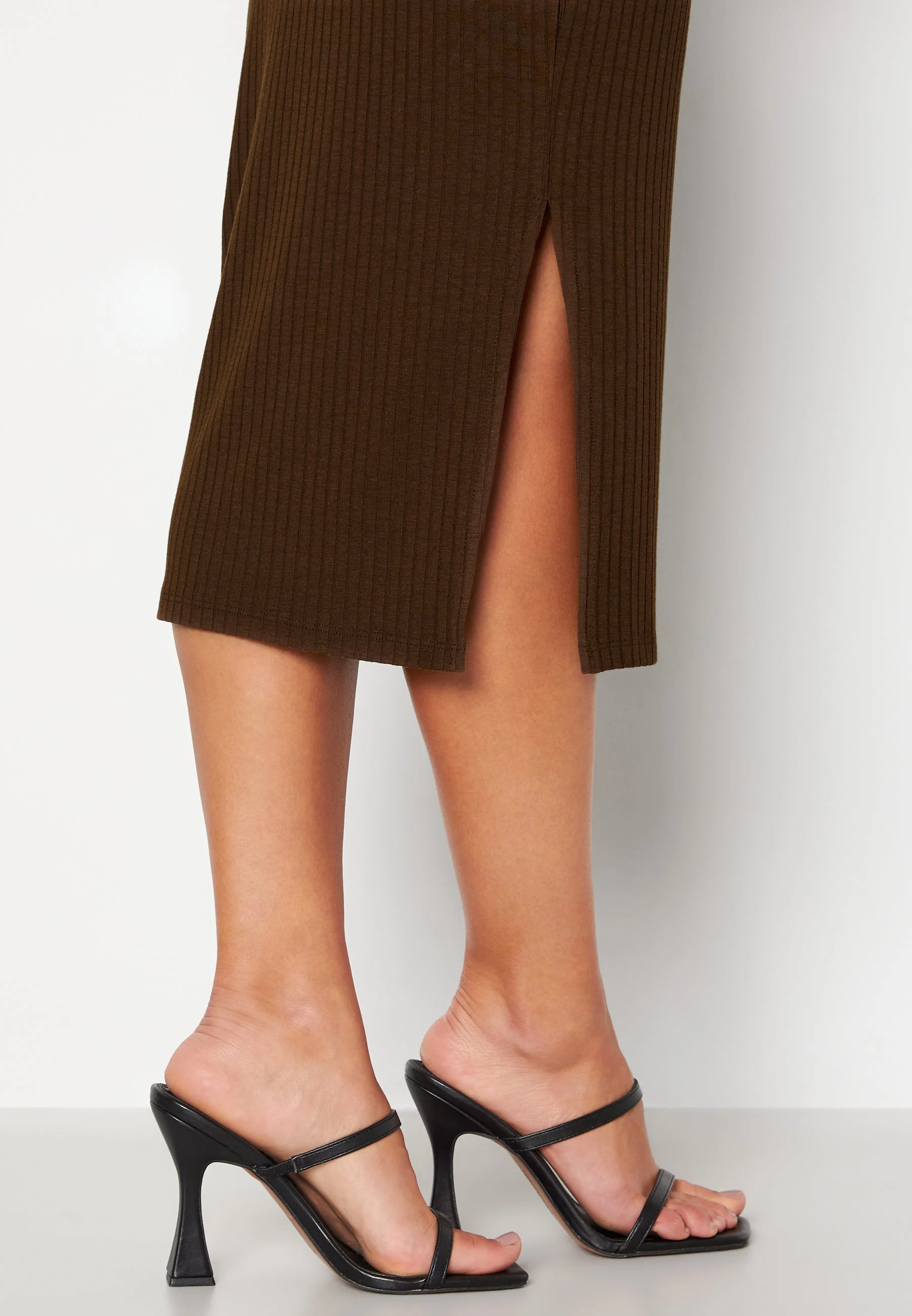 Marion halterneck rib dress - Image 4