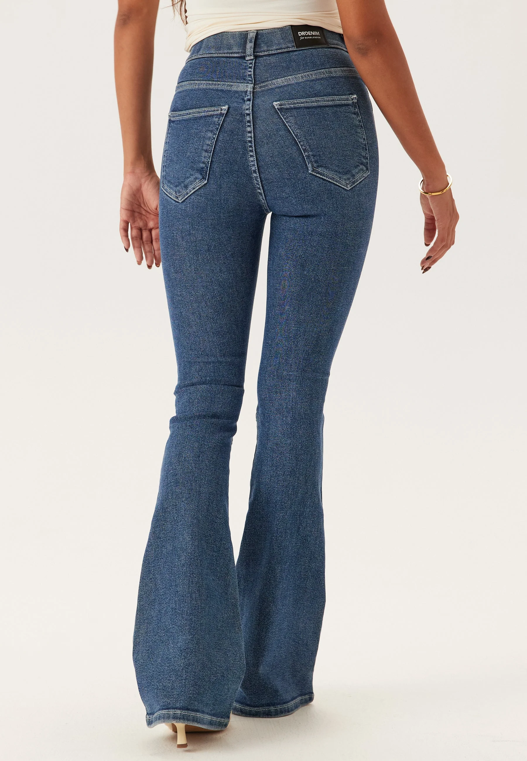 Moxy Flare V Cut - Image 2