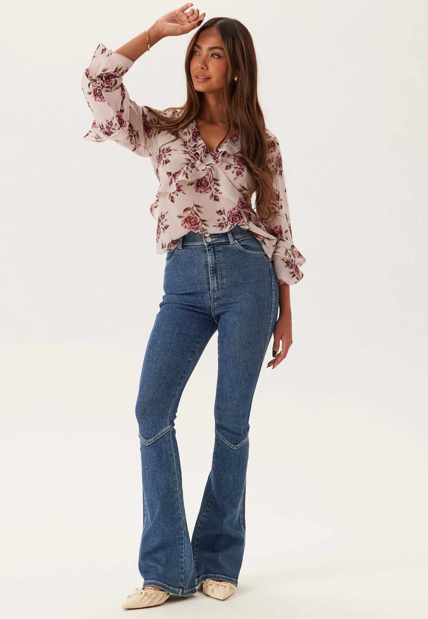 Moxy Flare V Cut - Image 5