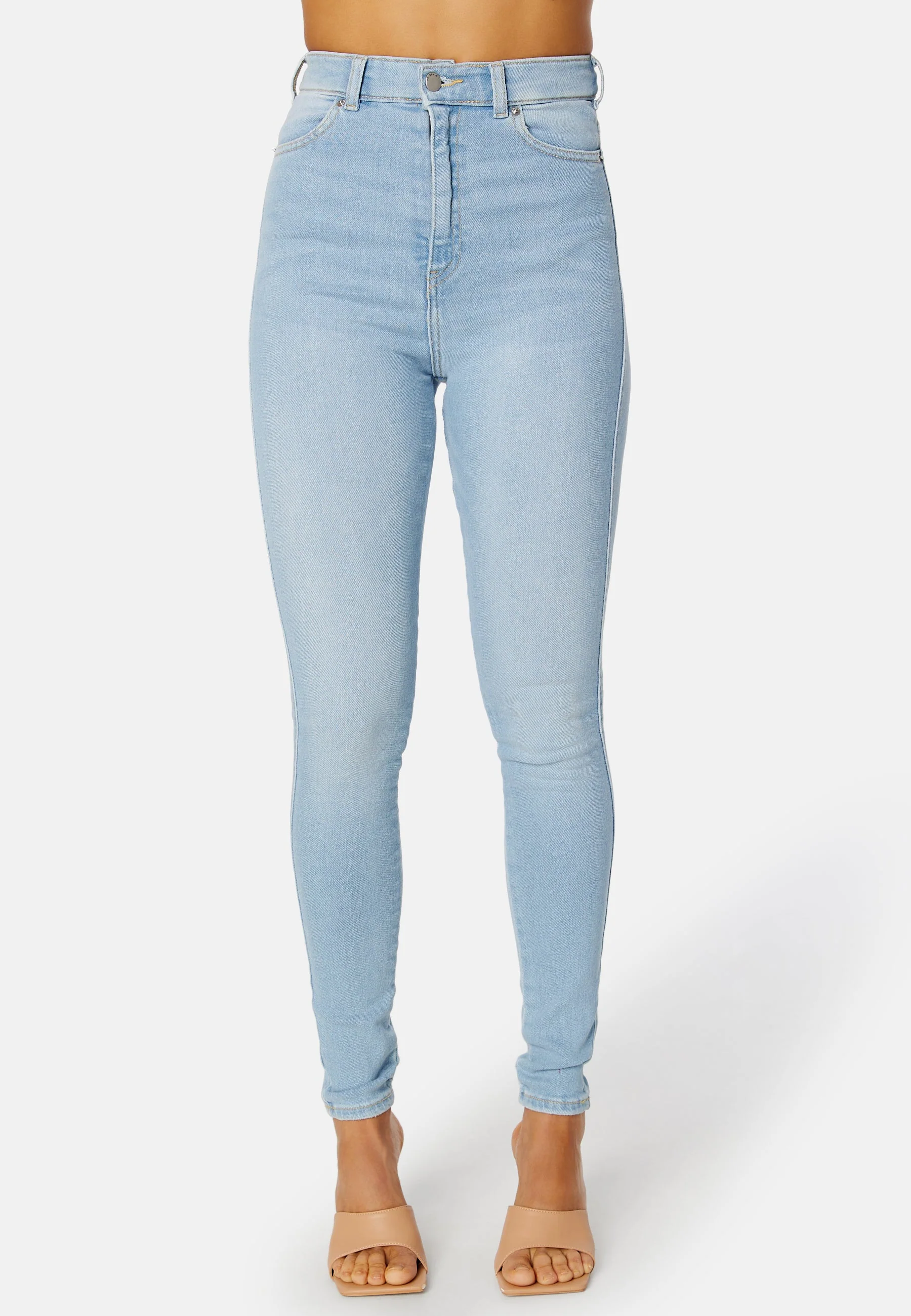 Moxy - Image 5