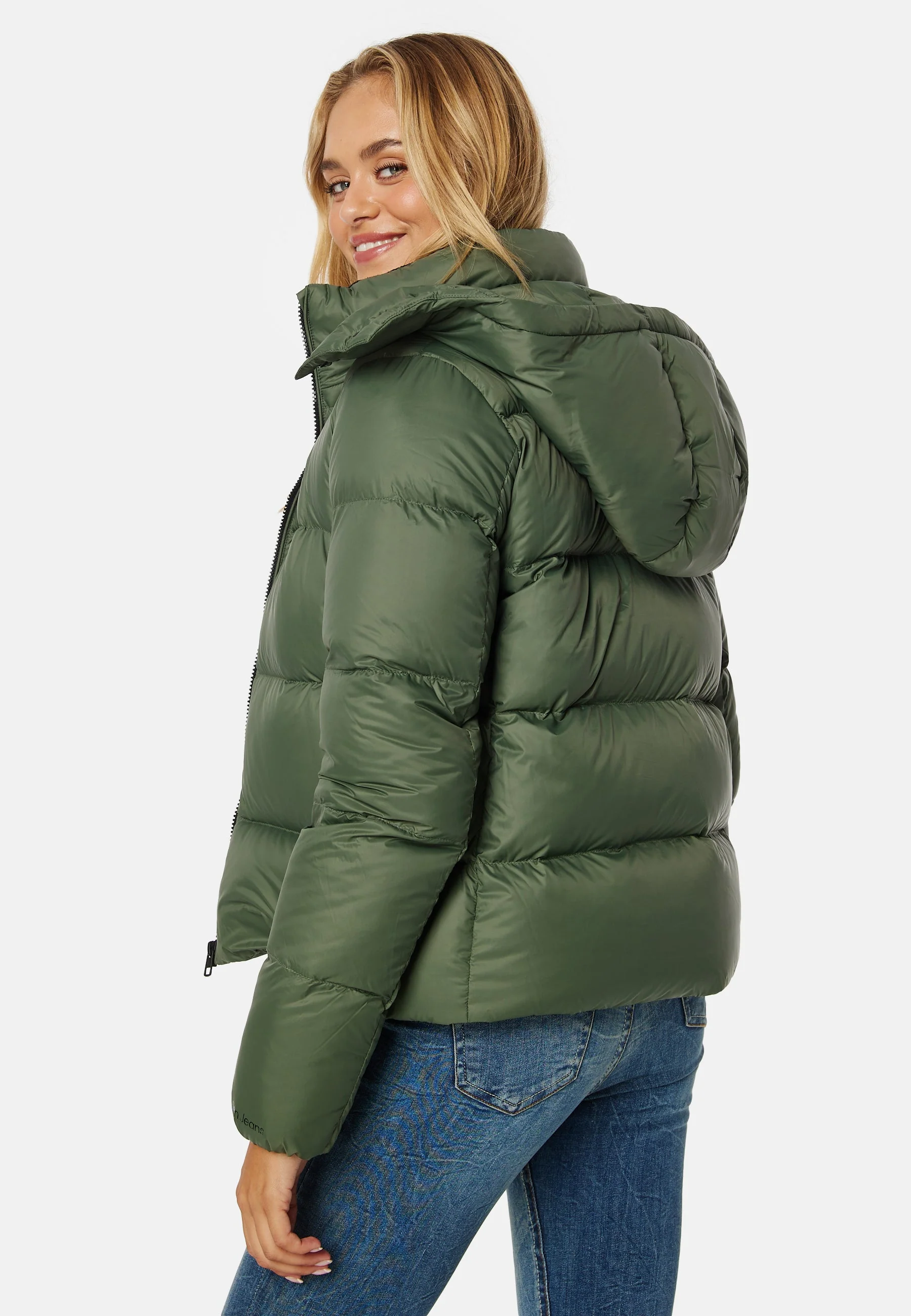 MW Down Archetype Short Puffer - Image 3