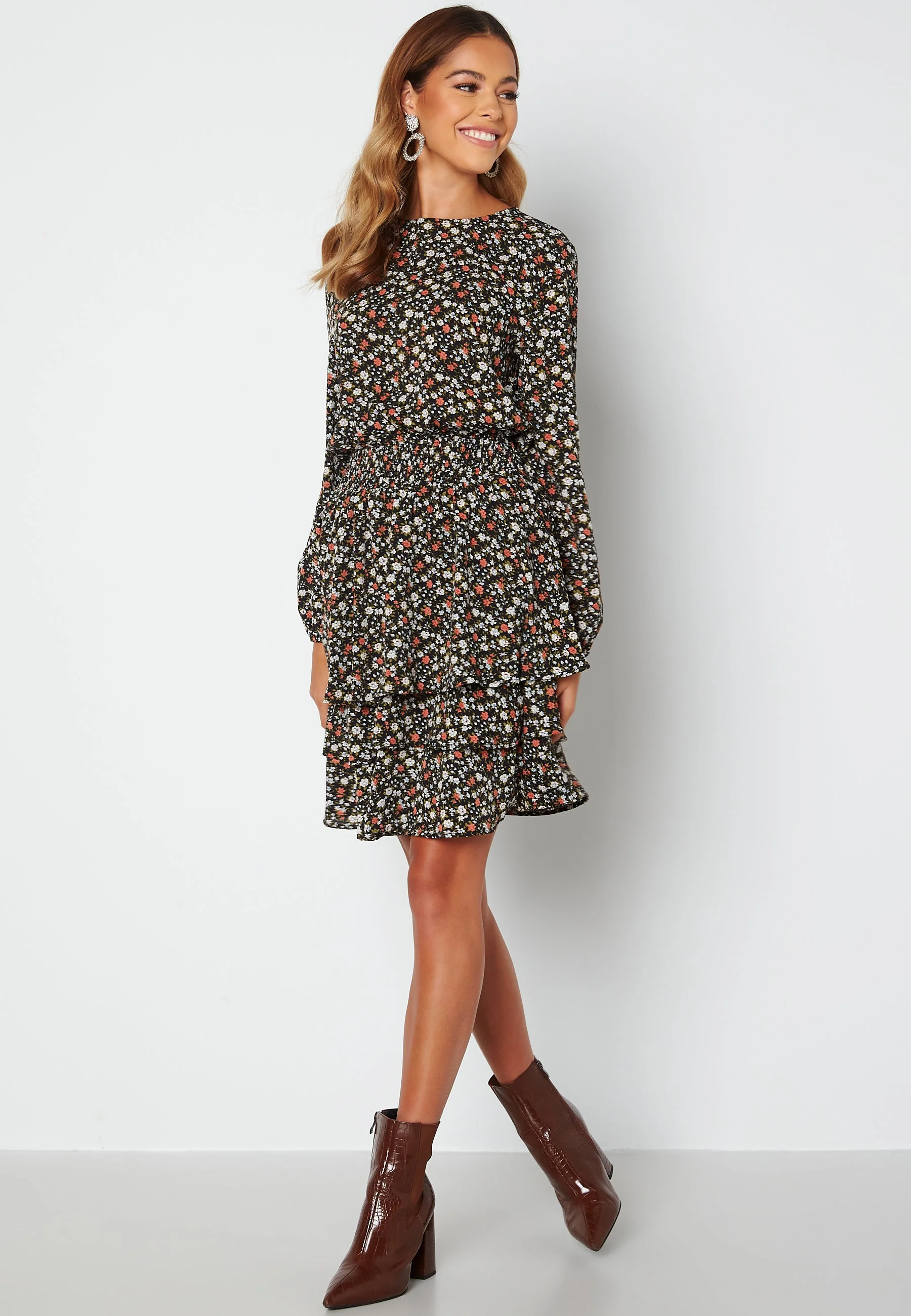 Nicoline LS Dress - Image 2