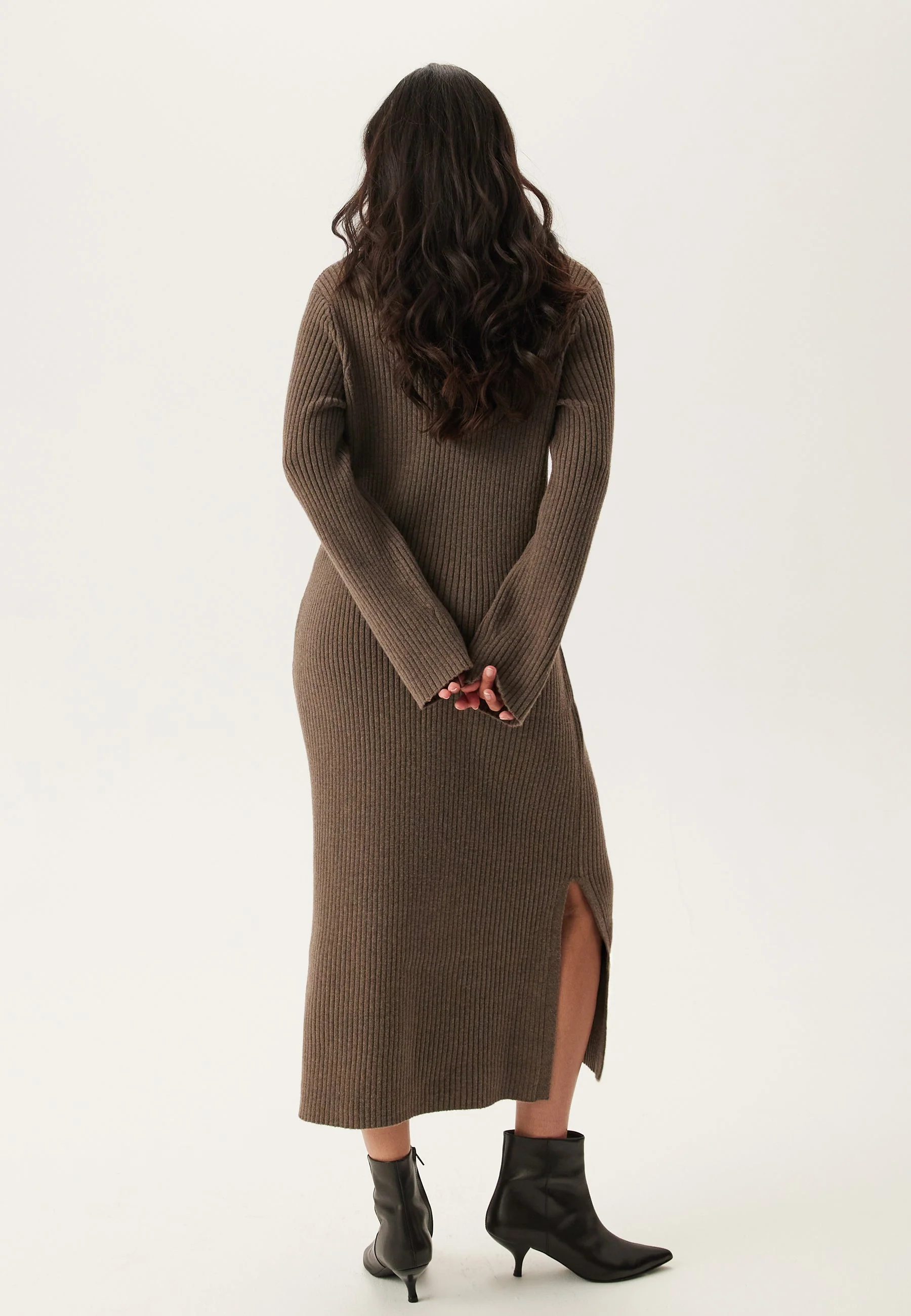 Objelva L/S RE V-NECK KNIT DRESS - Image 3
