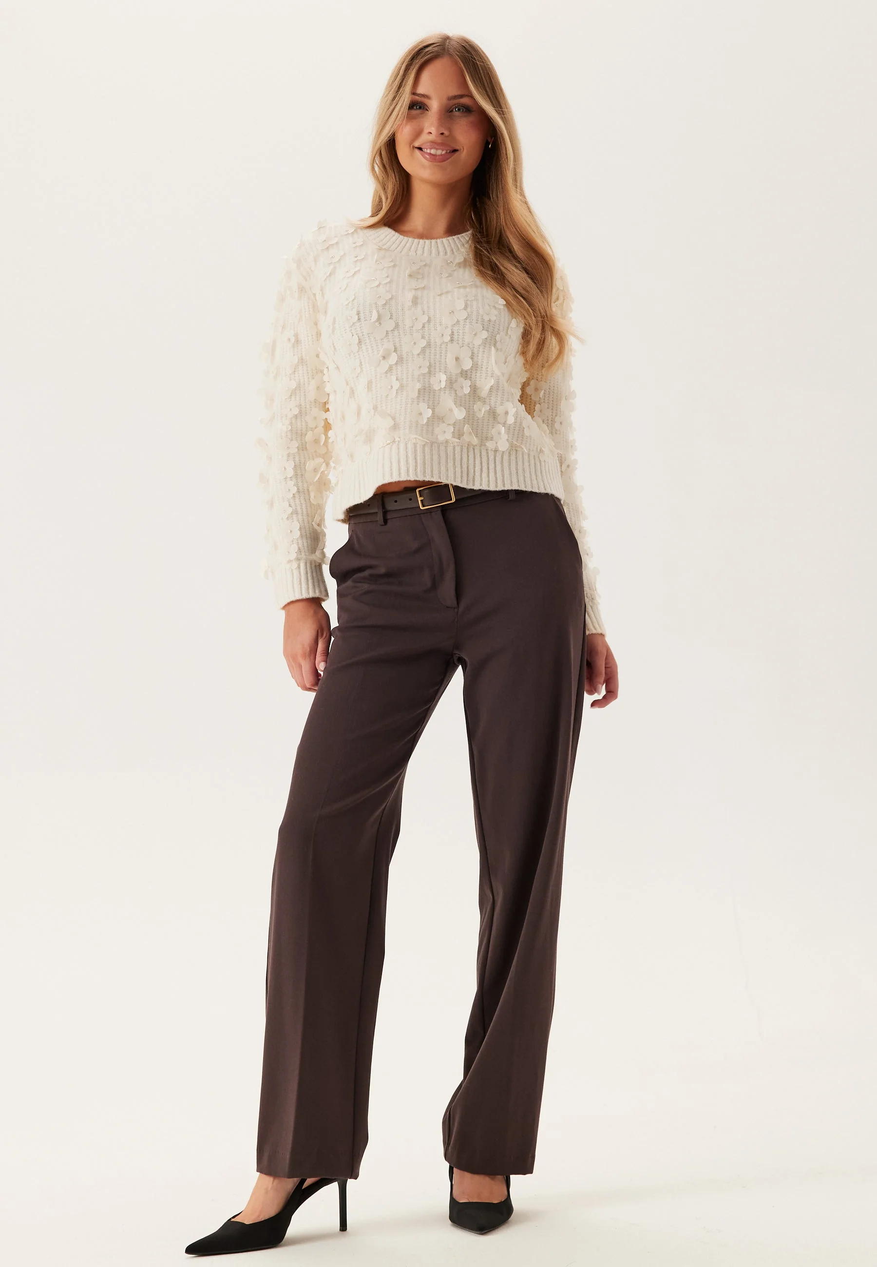 Onlhua Life Ls Flower Detail O-neck Knit - Image 3