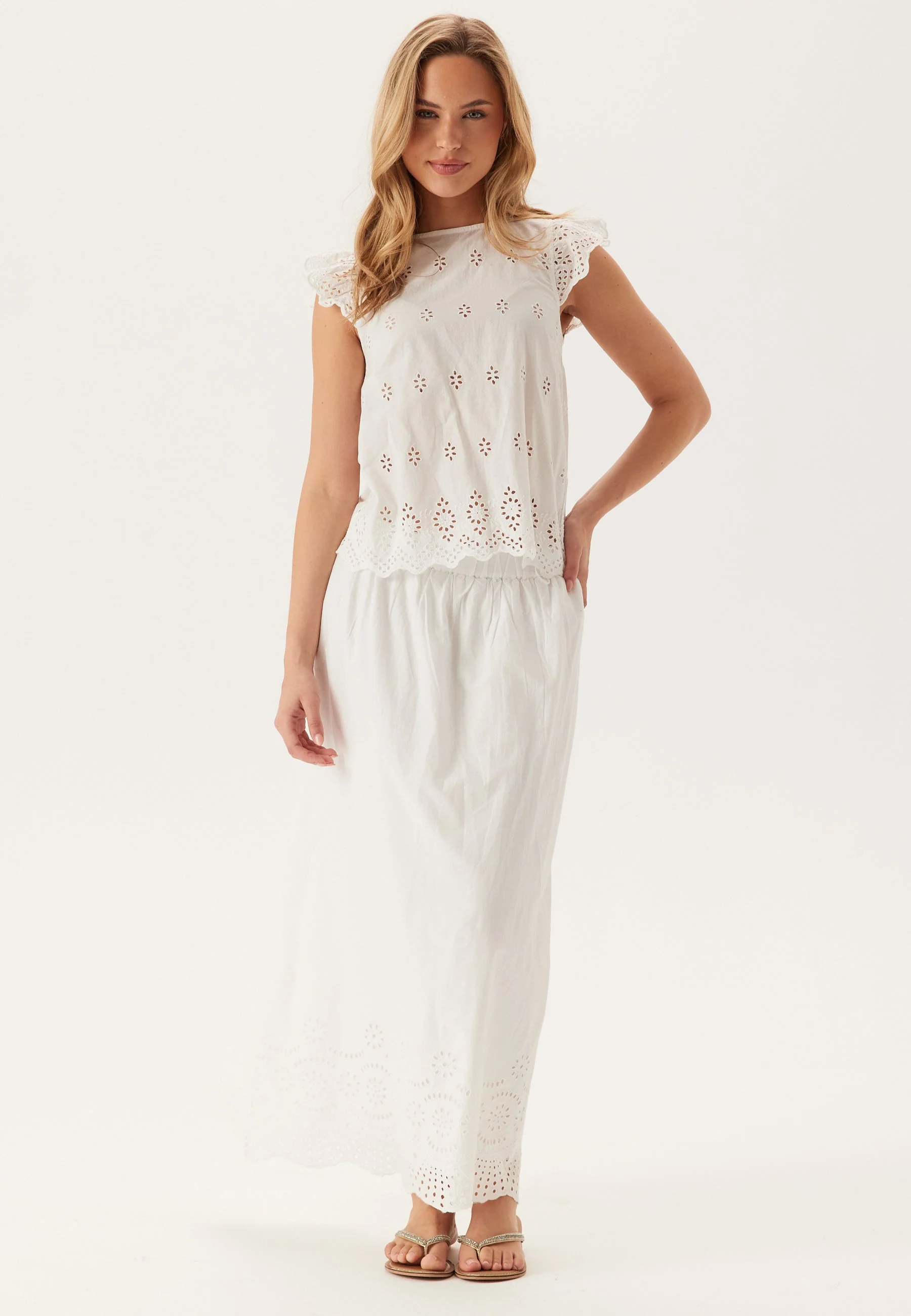 Onllou Life Emb S/S Open Back Top - Image 3