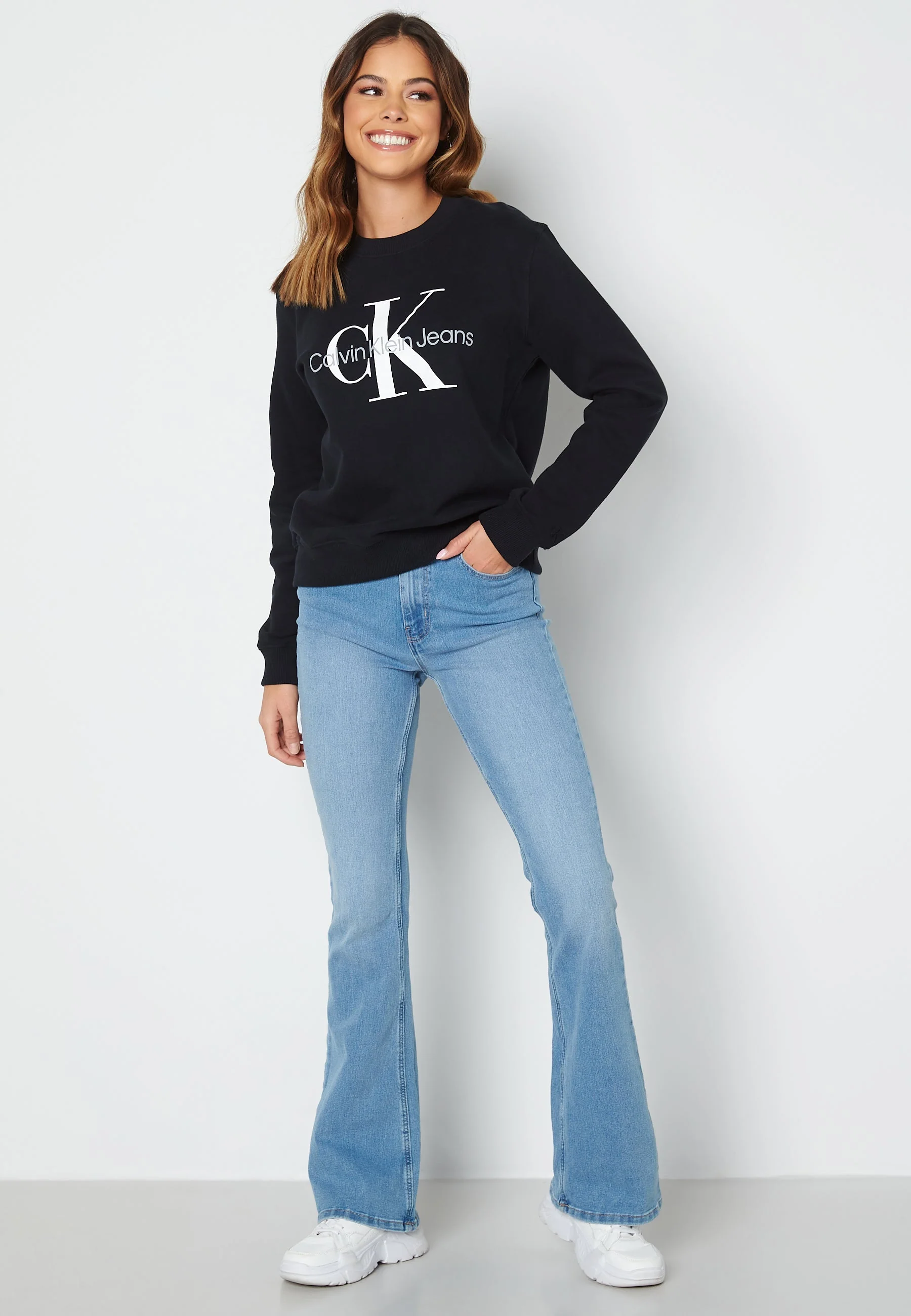 Peggy Flared HW Jeans - Image 2