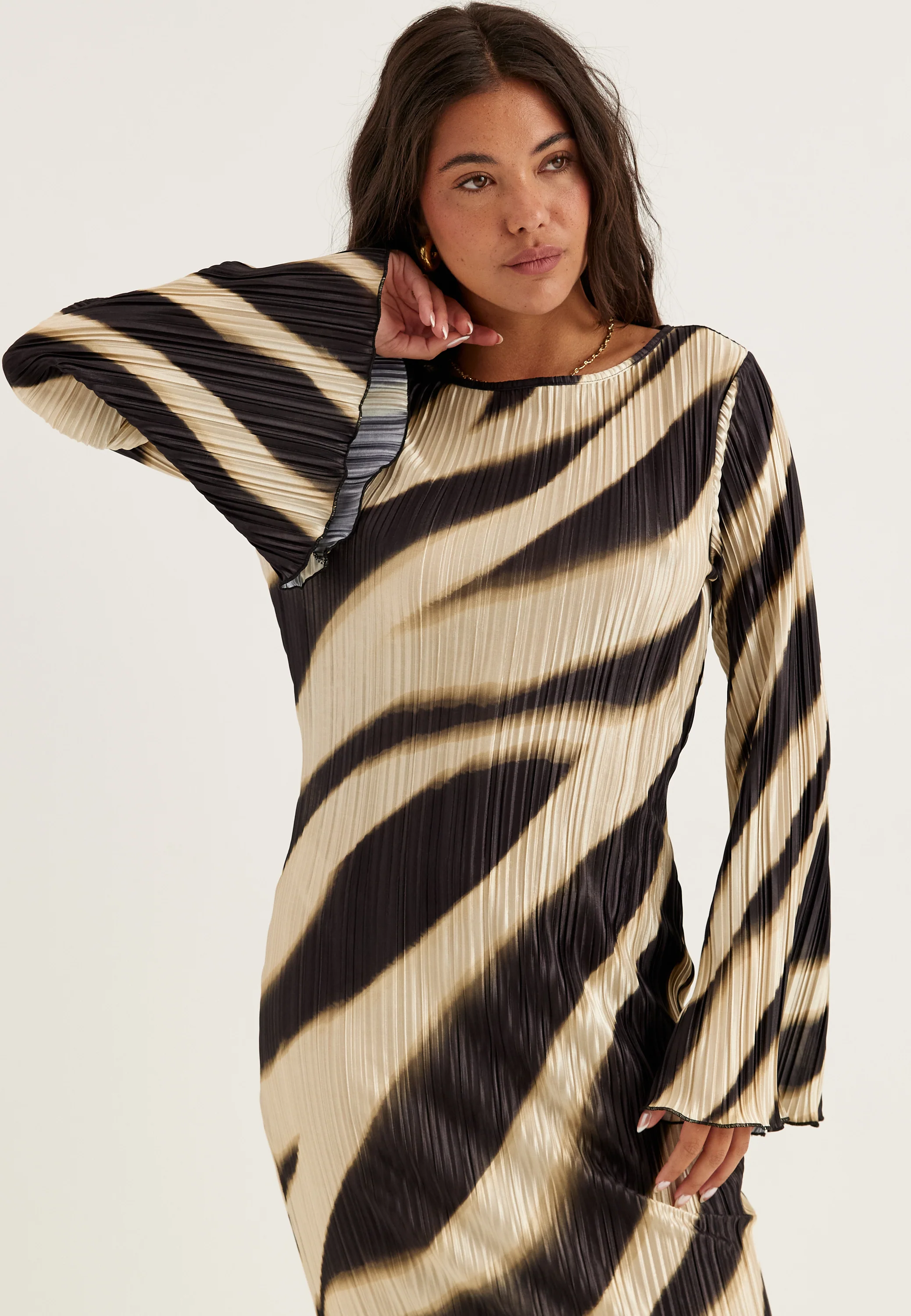 Pleated Frill Dress - Image 4