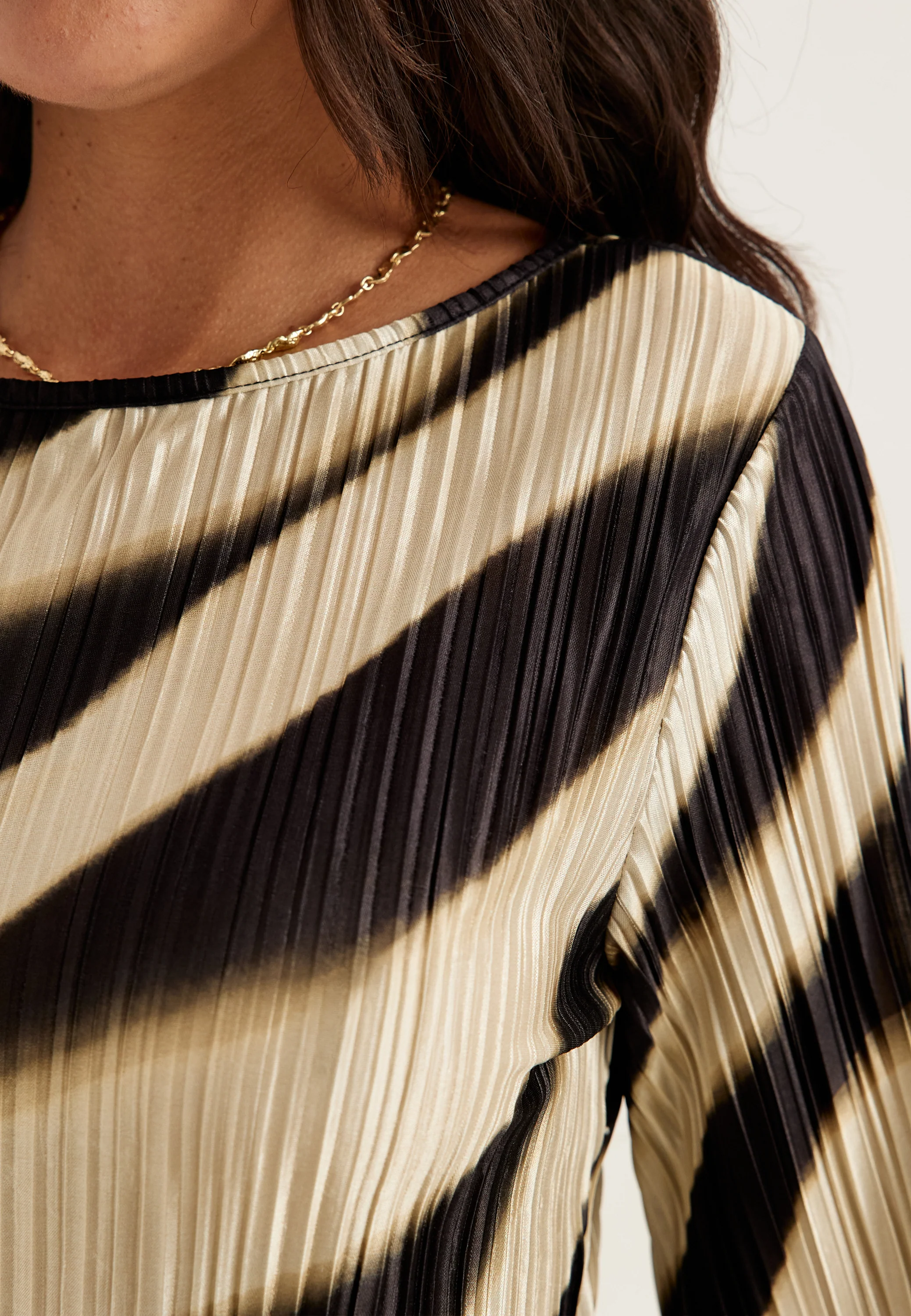 Pleated Frill Dress - Image 5