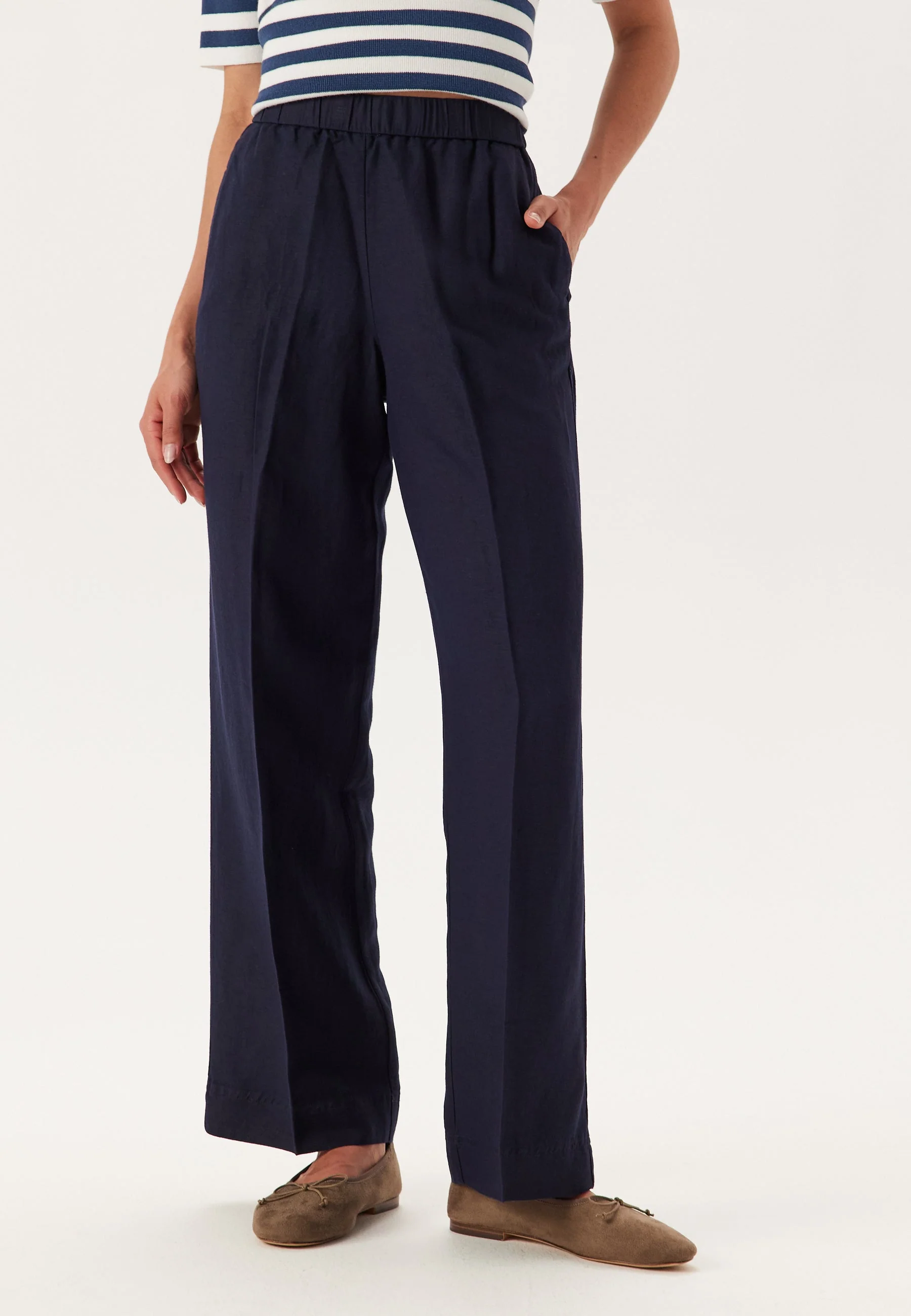 Rel Linen Blend Pull On Pants - Image 2