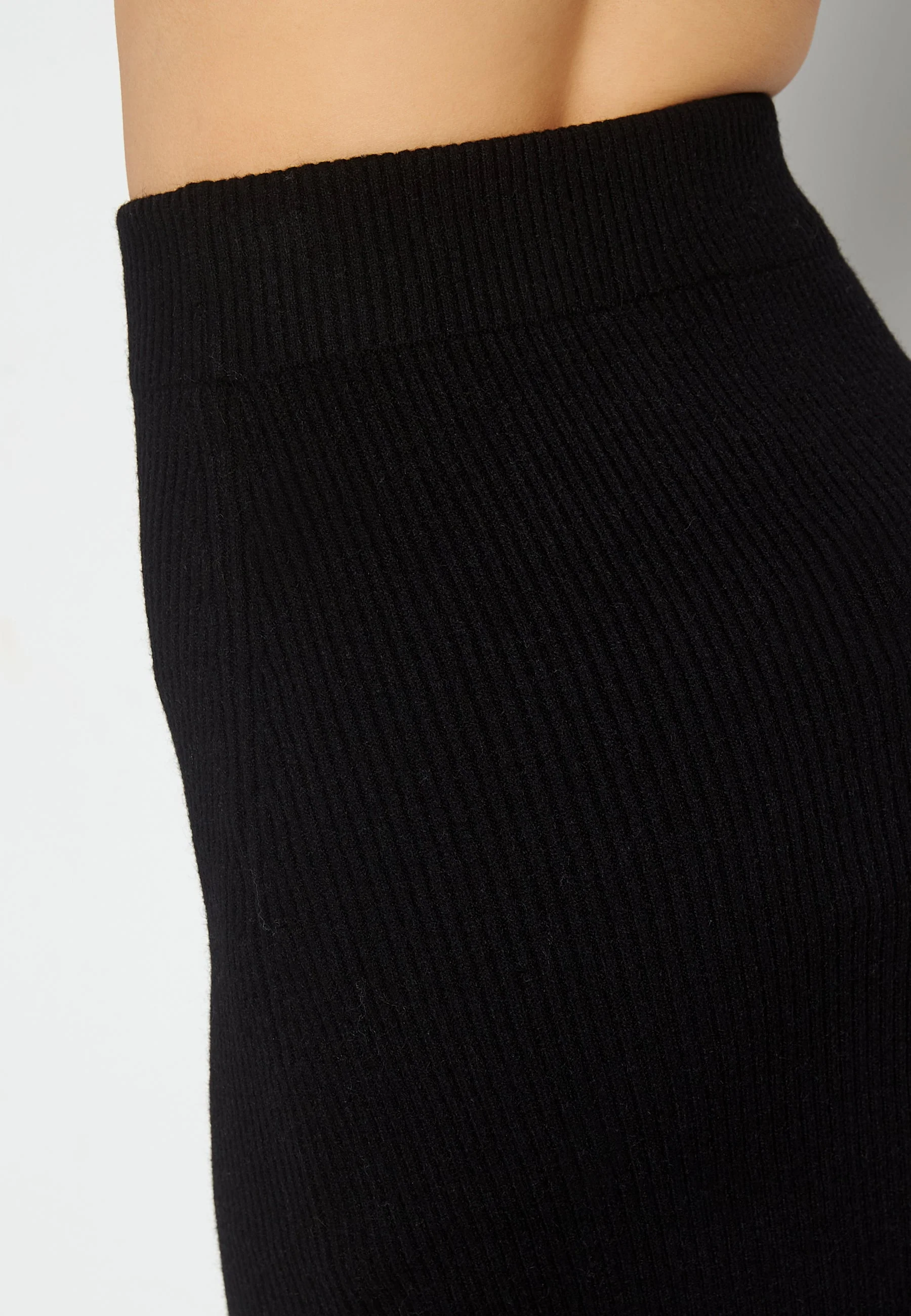 Ril Pencil HW Knit Skirt - Image 5