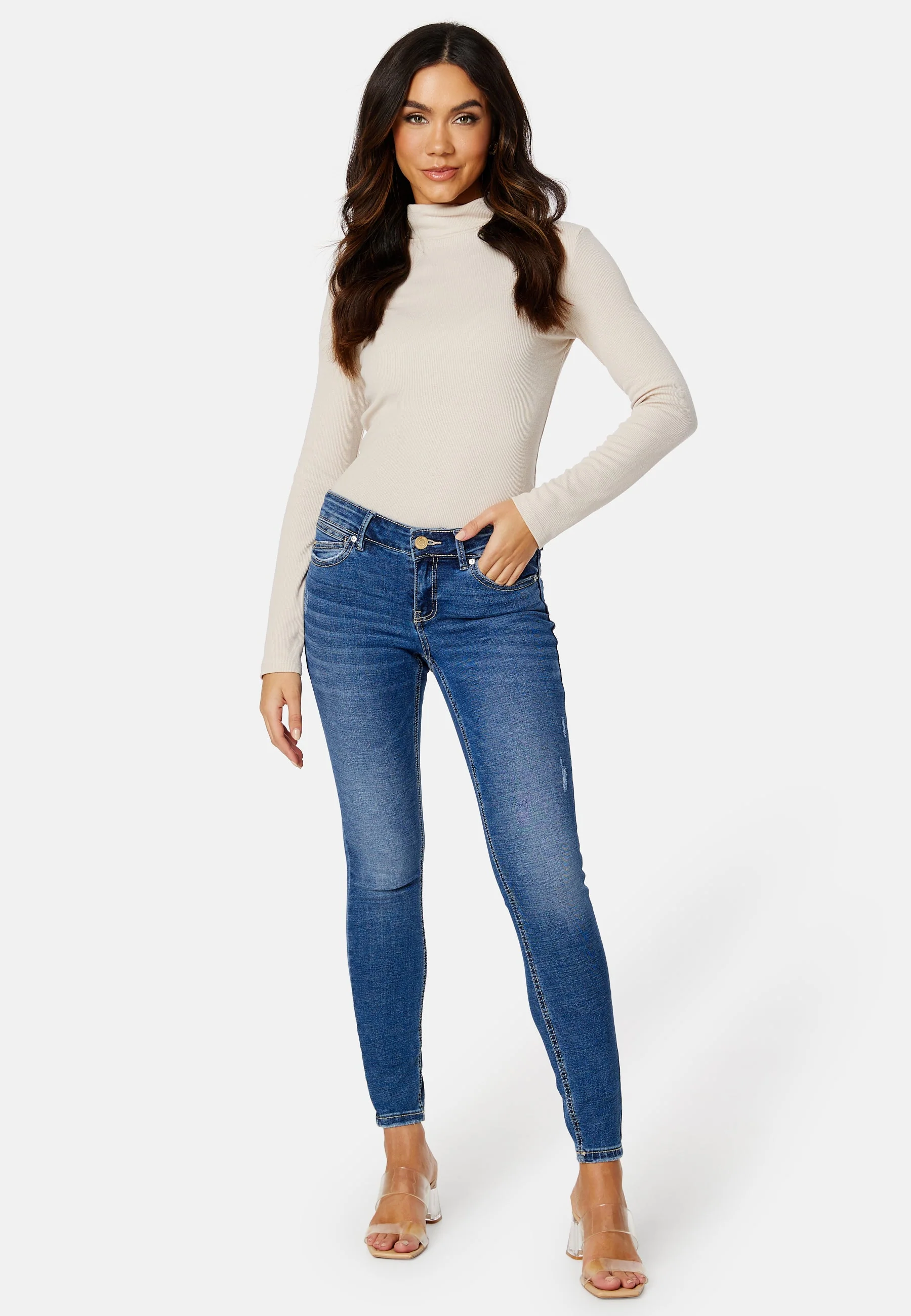 Robyn Low Rise Skinny Pushup Jeans - Image 3