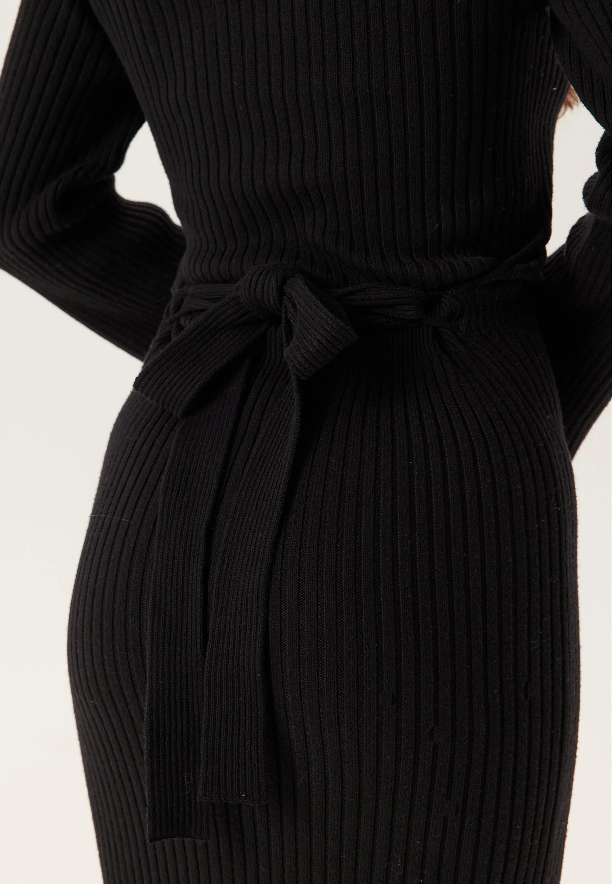 Round Neck Rib Knitted Maxi Dress - Image 5