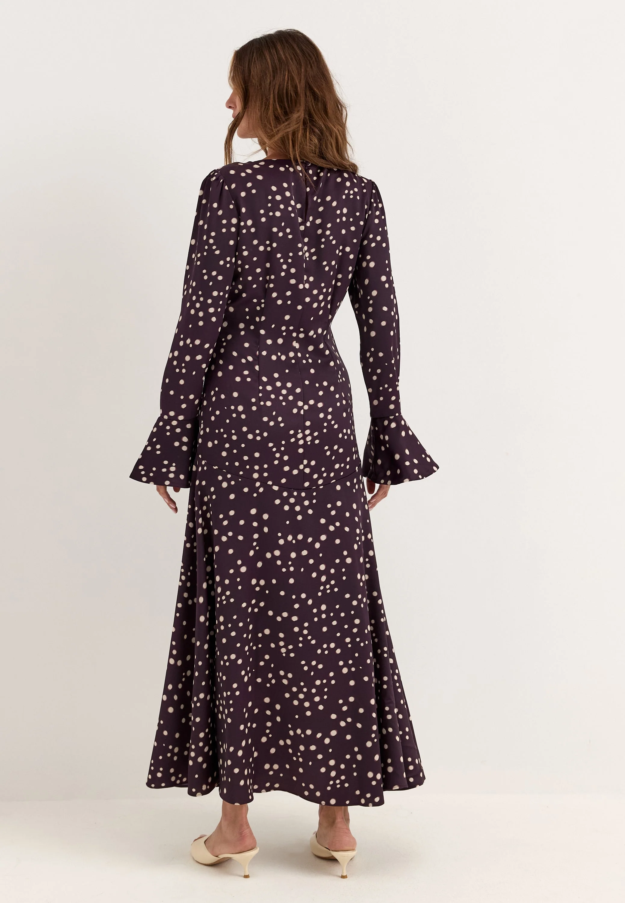 Ruched Front Midi Dress - Image 3