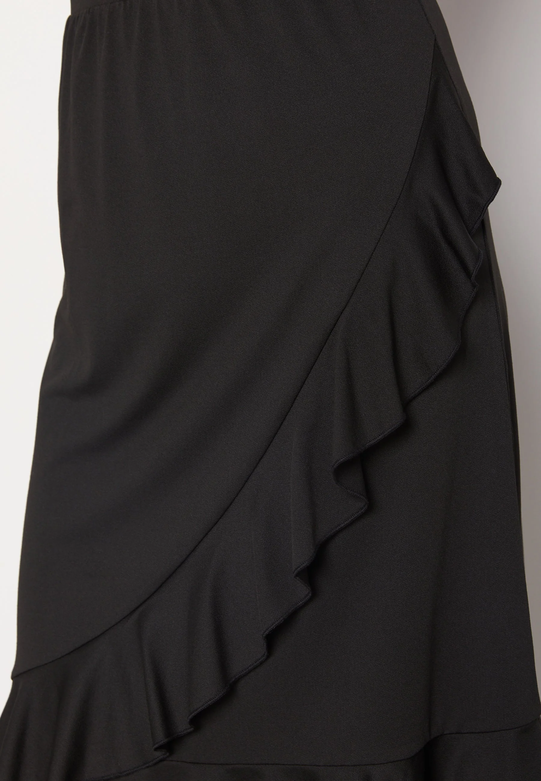 Sandy frill skirt - Image 4