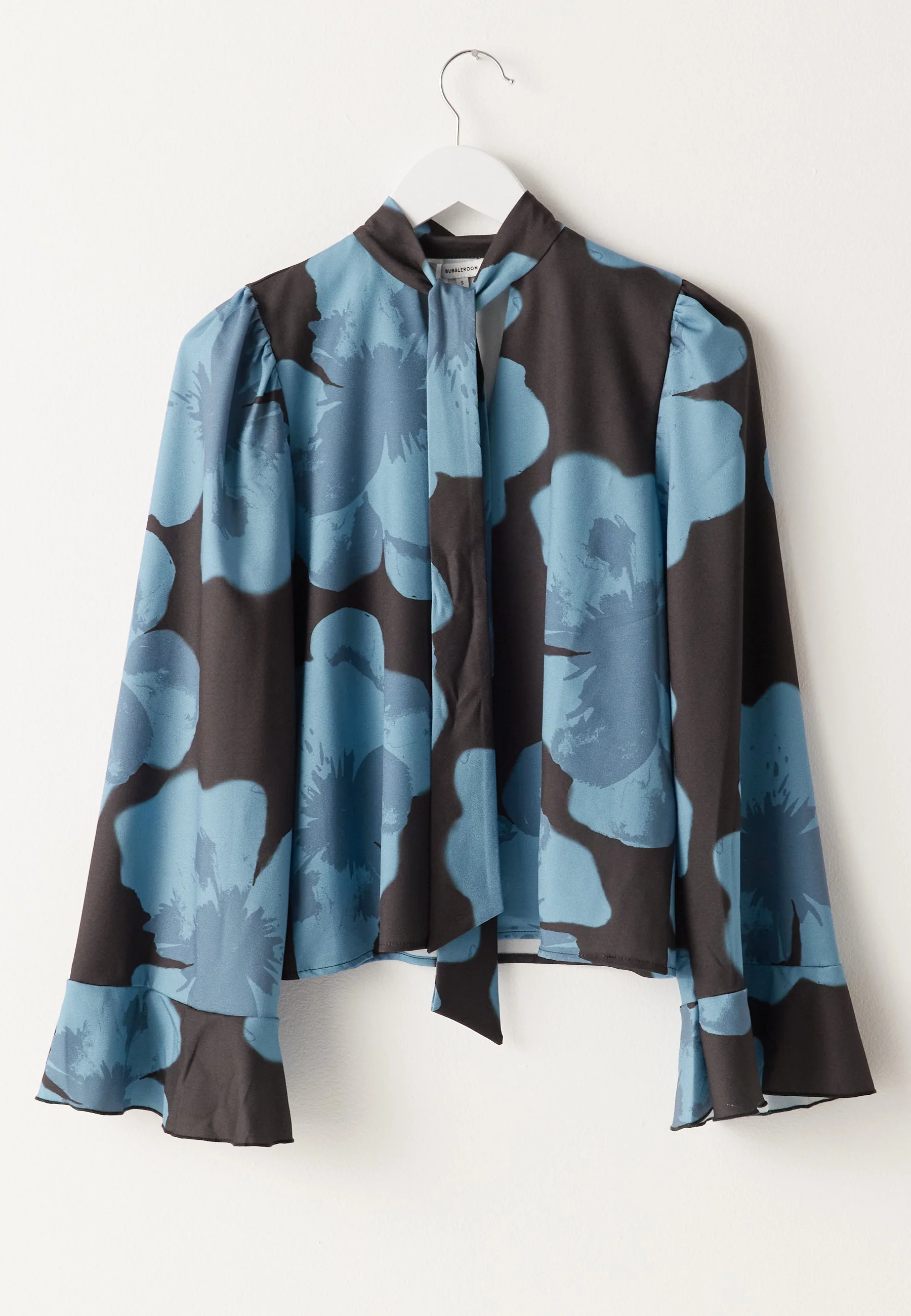 Scarf L/S Blouse - Image 7