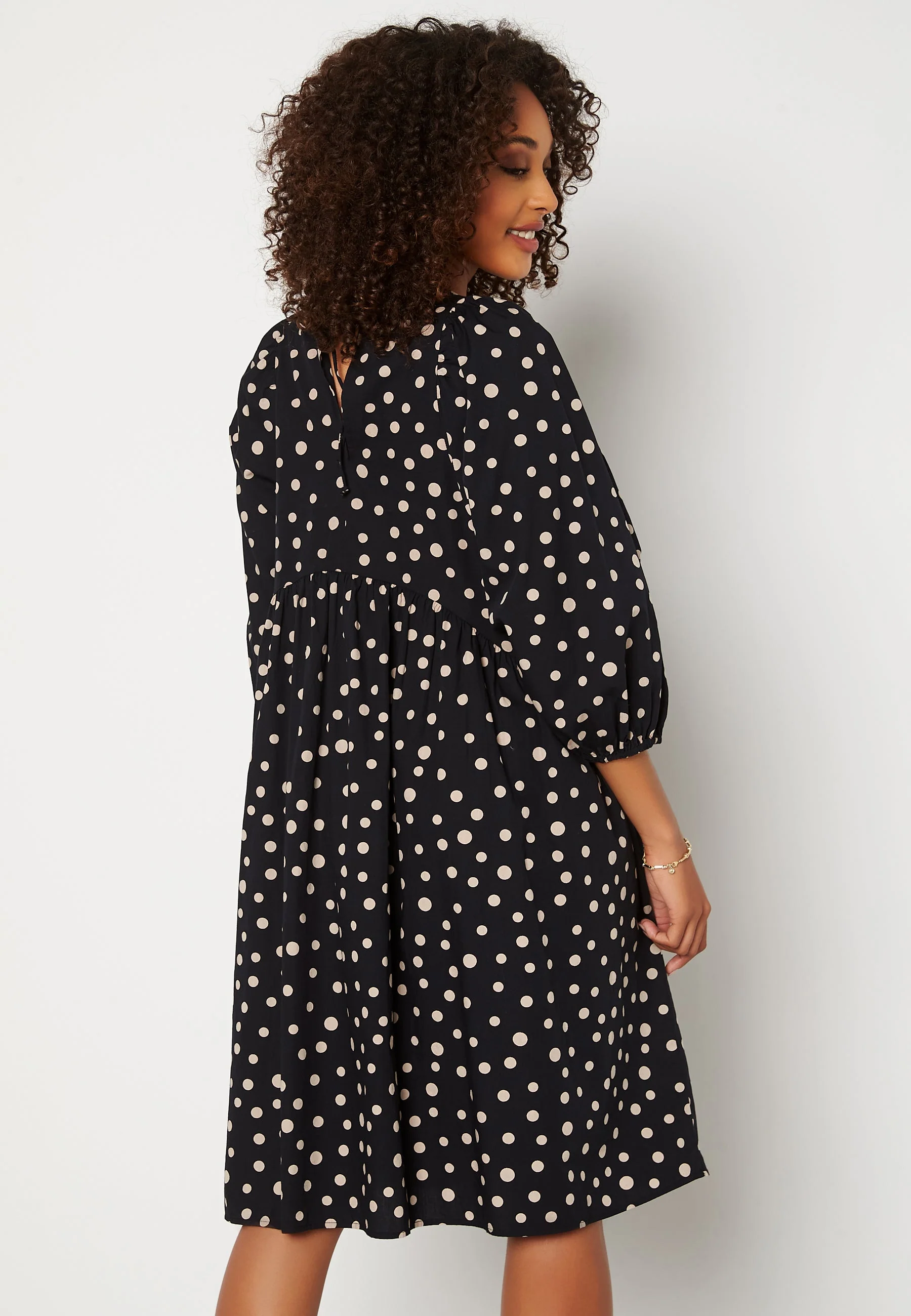 Sinna 3/4 Volume Dress - Image 3