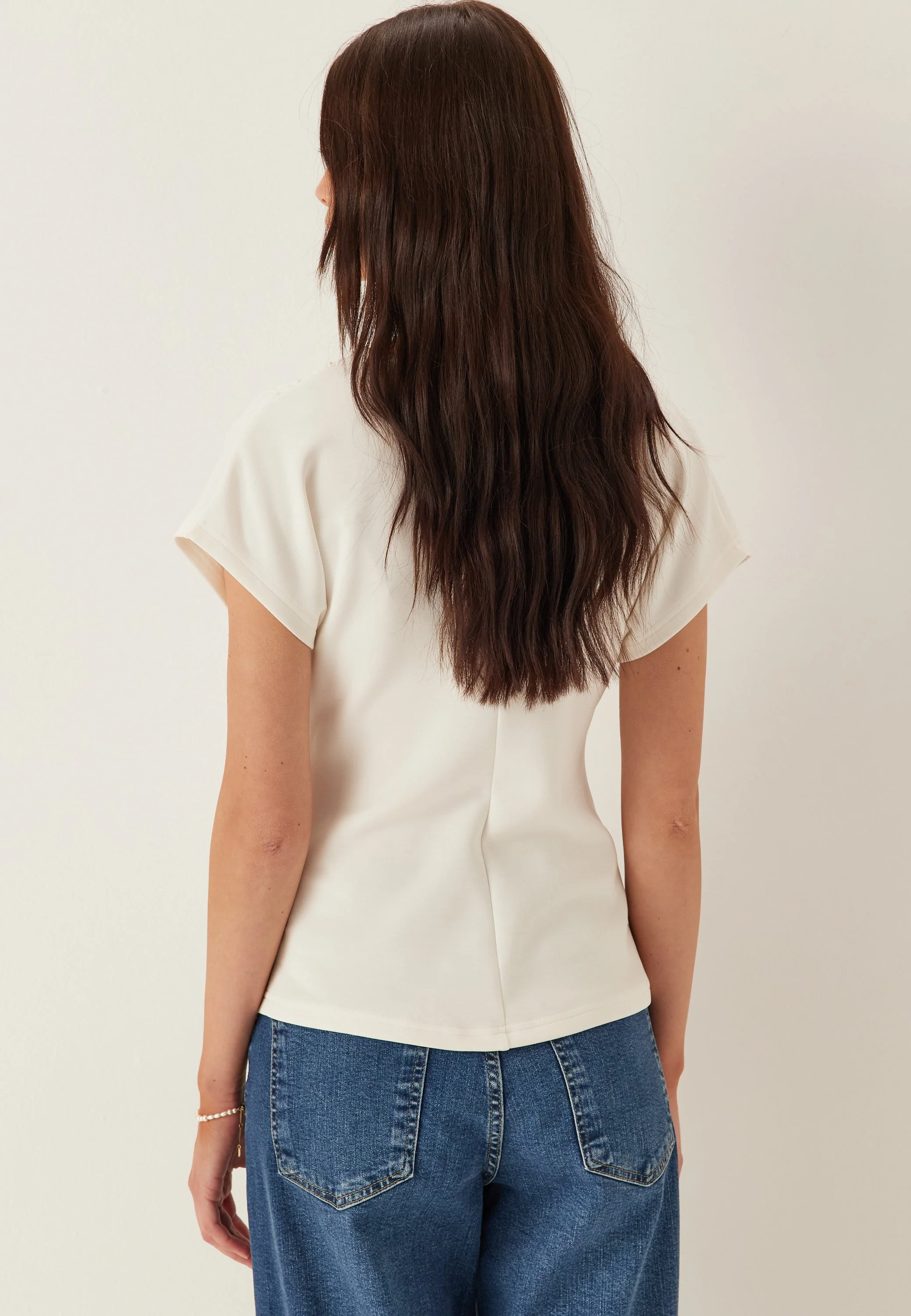 Slftenny Ss V-neck Gathered Top - Image 4