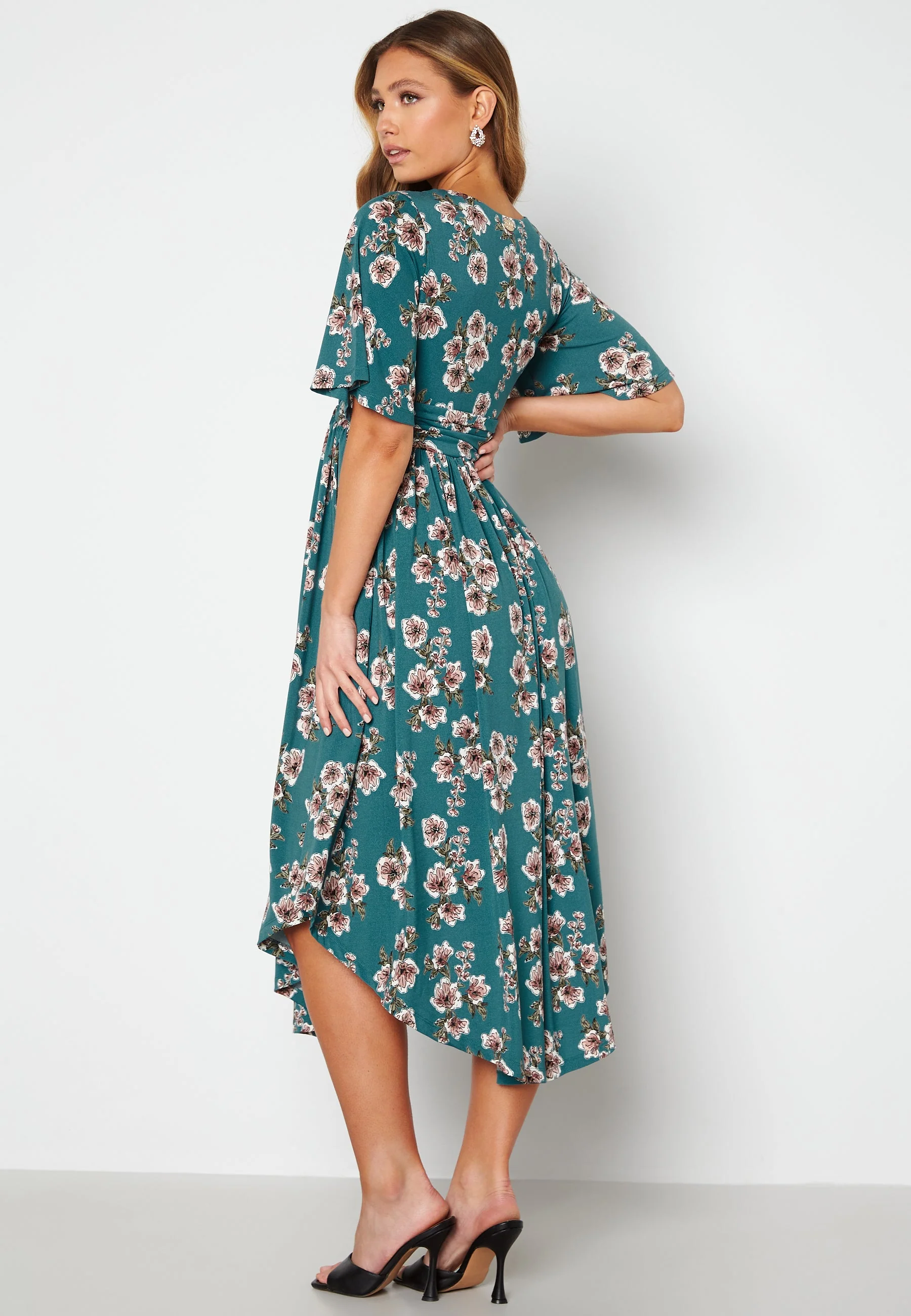 Valeria Butterfly Sleeve Dress - Image 2