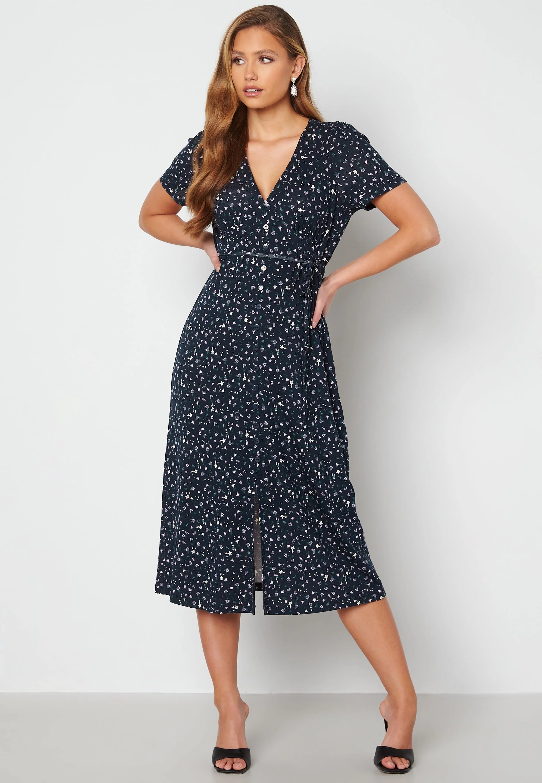 Vera short sleeve dress