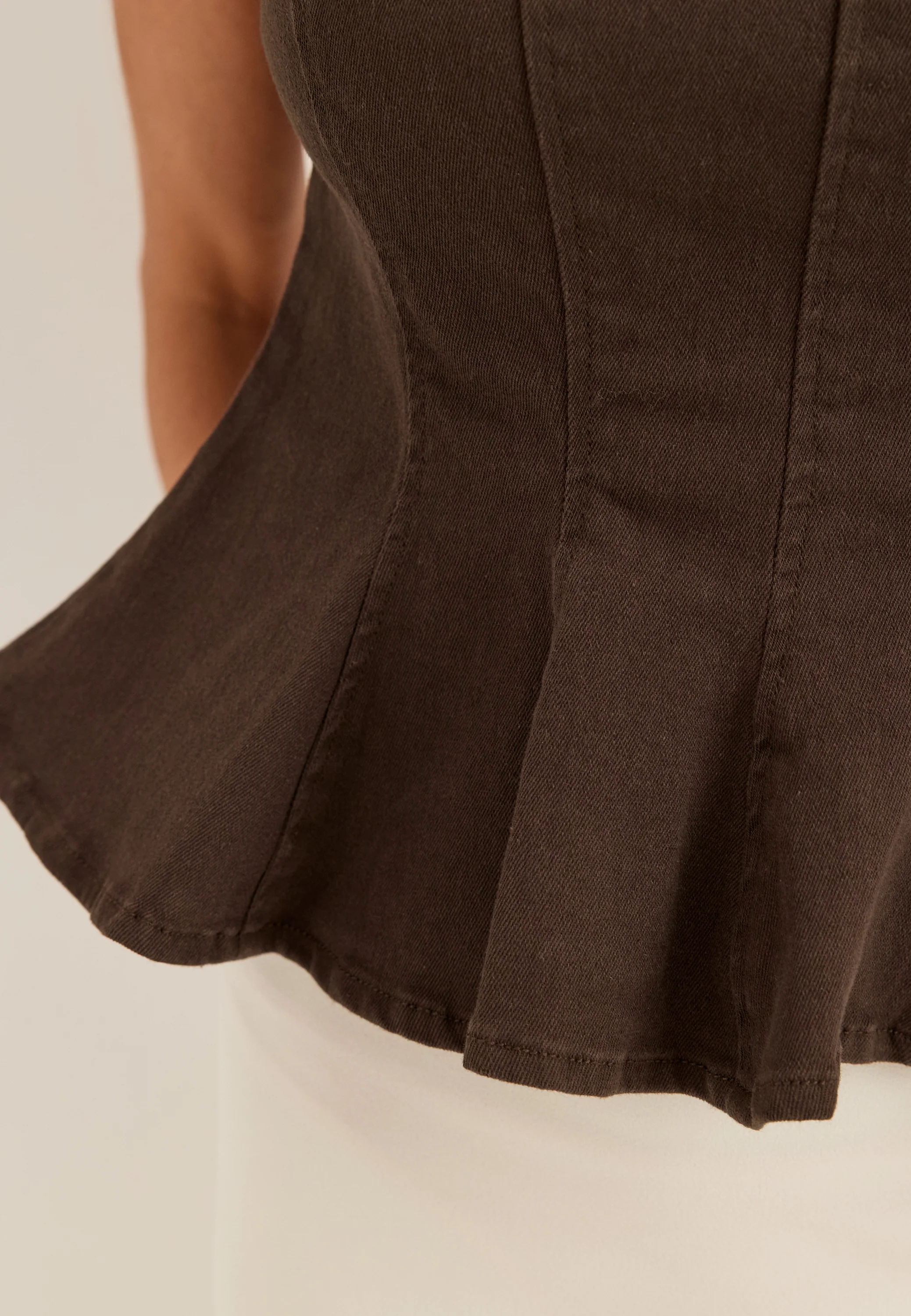 Vichia Peplum Top - Image 4