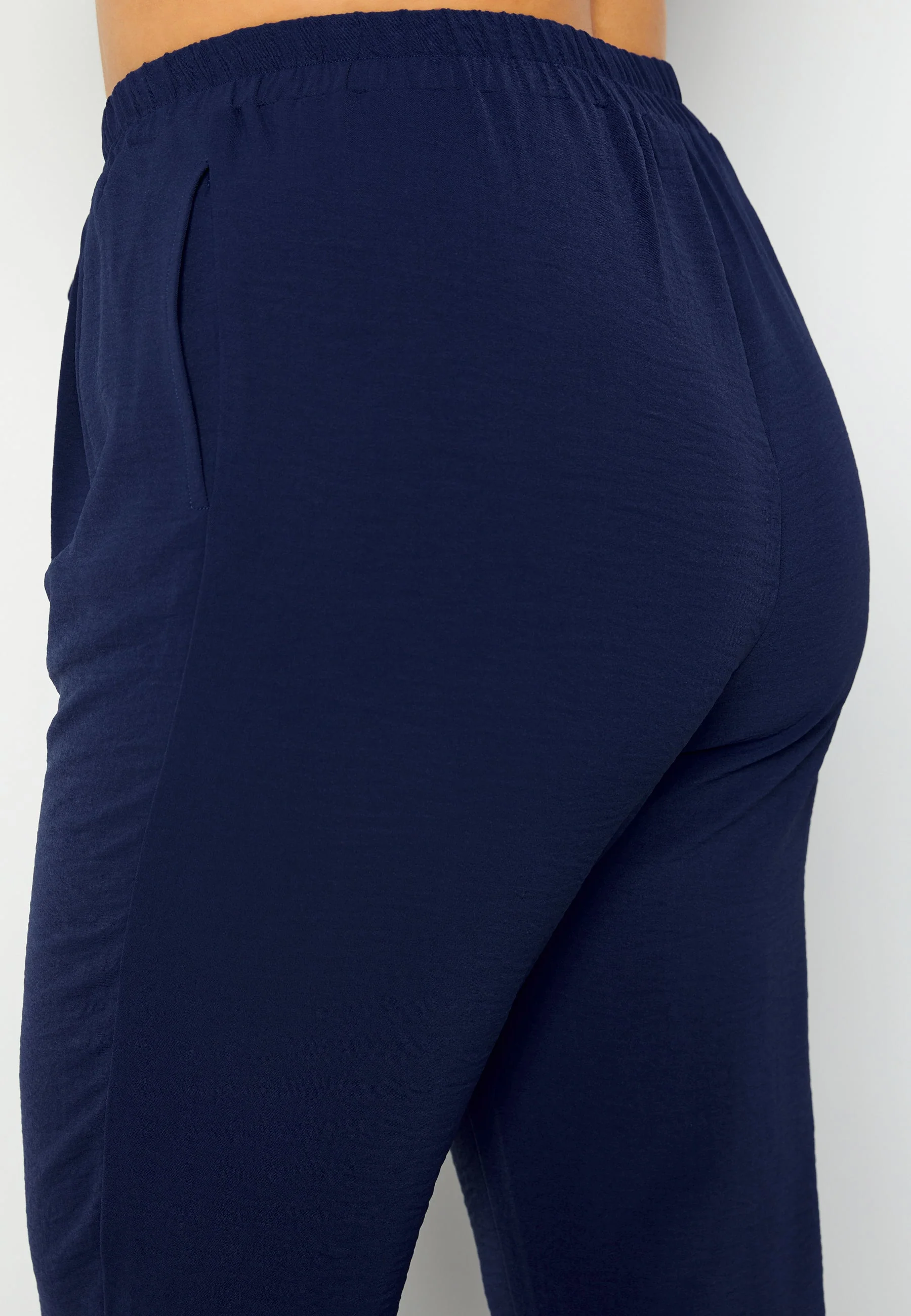 Victoria pants - Image 8