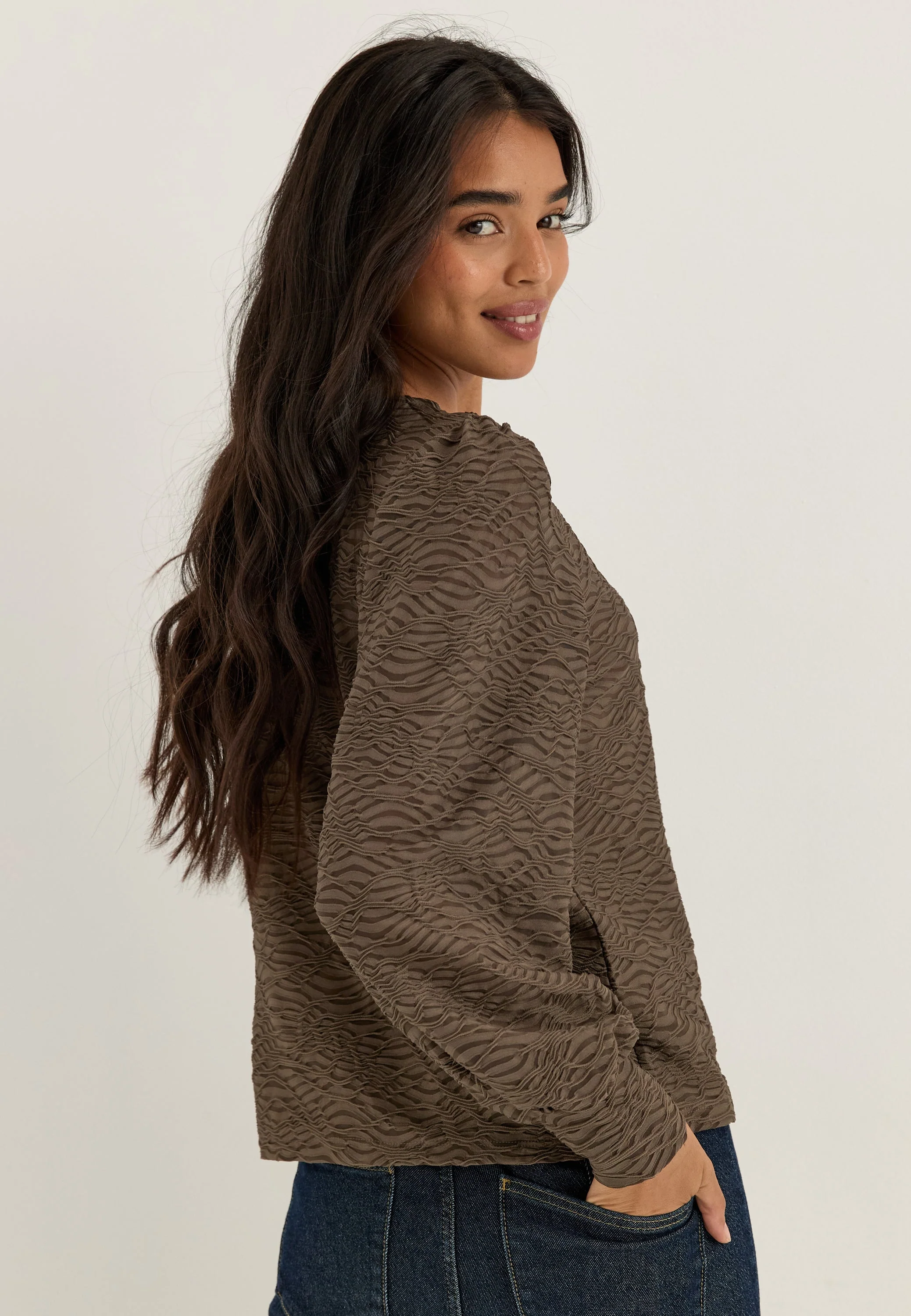 Vifina L/S O-NECK TOP - Image 2