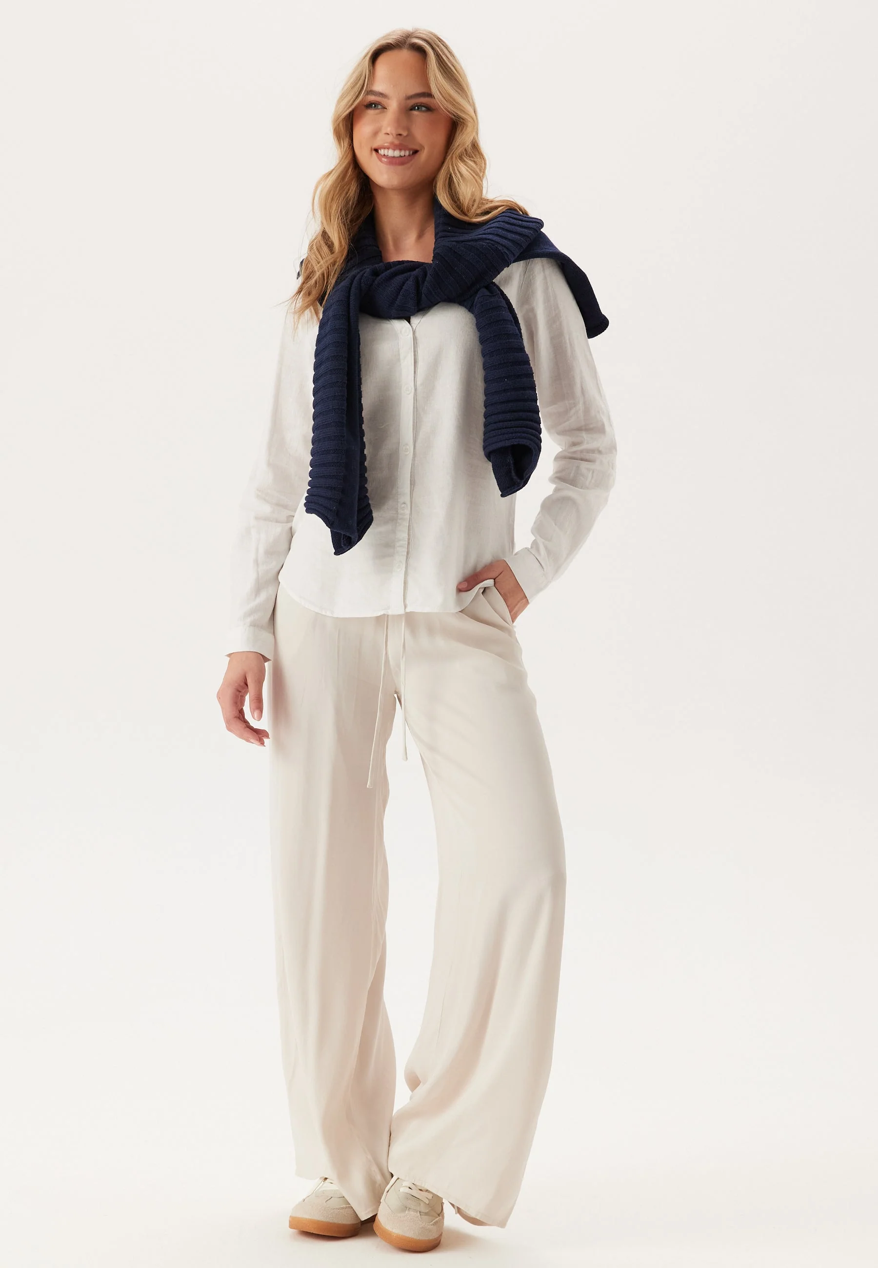Vmlinn Ls V-neck Shirt - Image 4