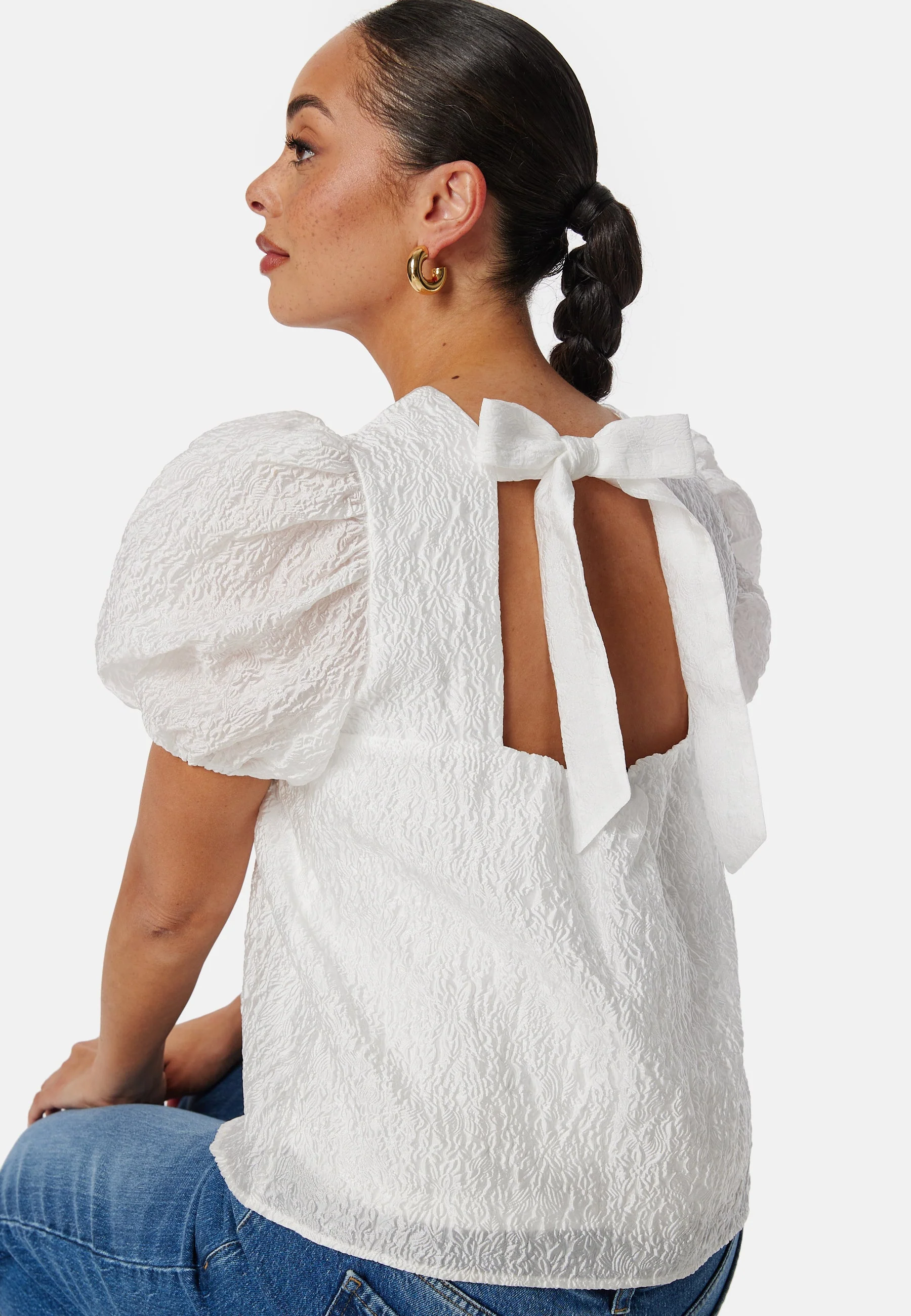 Vmnynne 2/4 Open Back Top