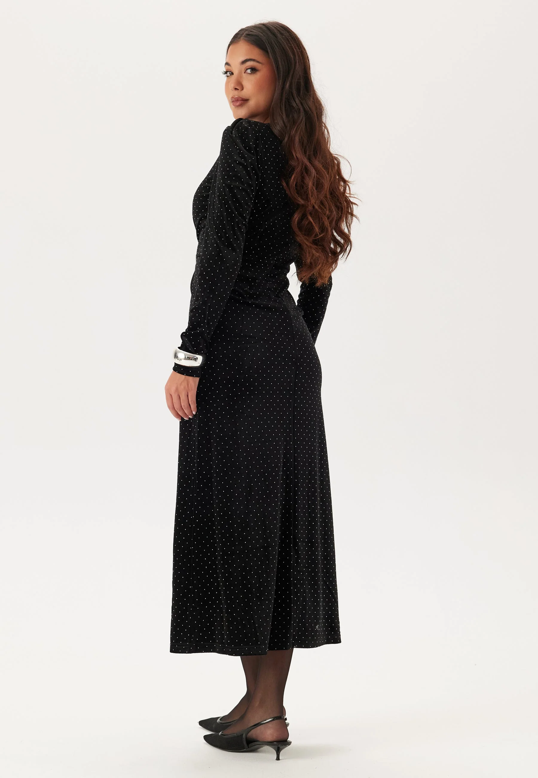 Yashella Ls Velour Midi Dress - Image 4